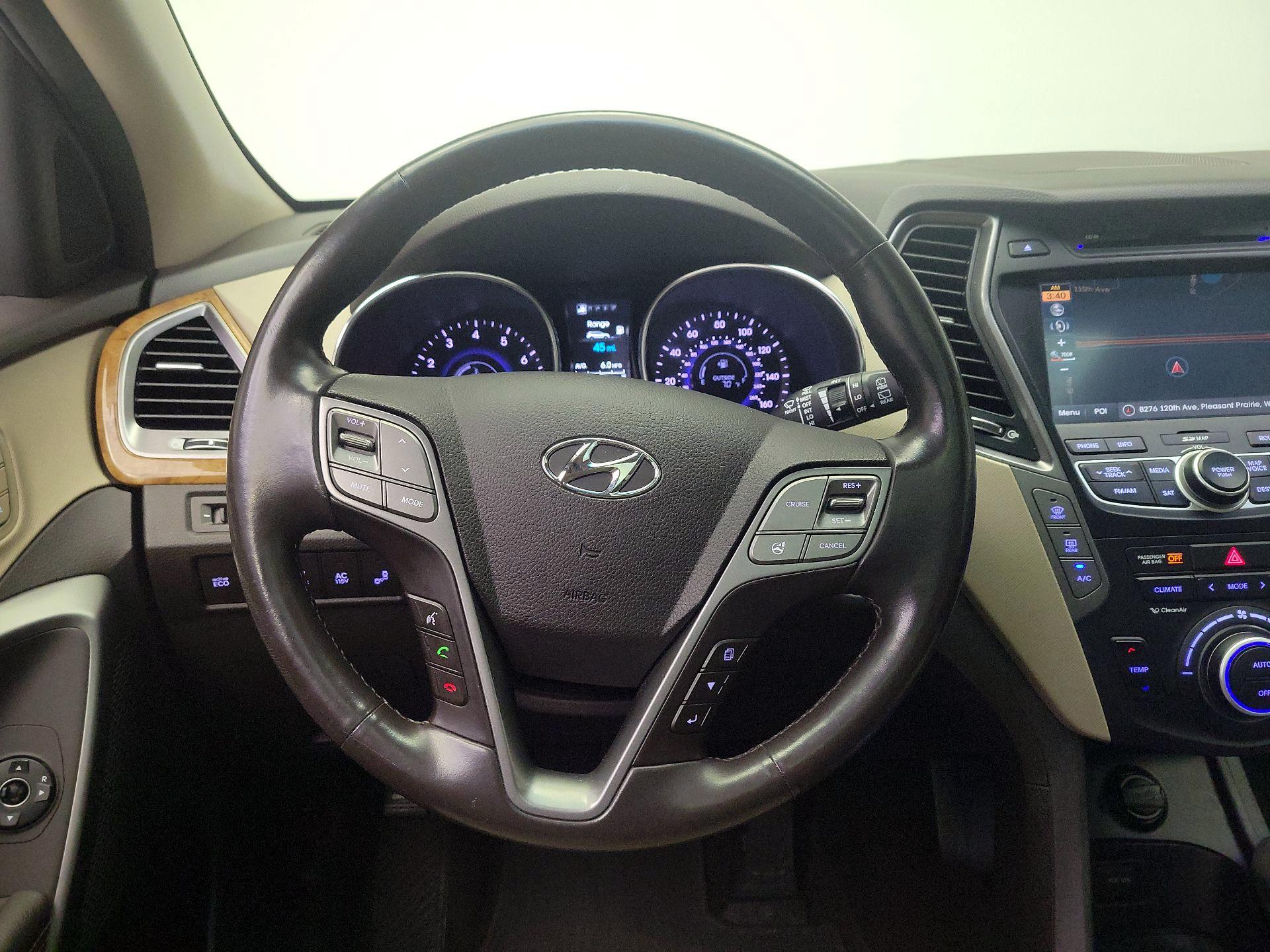 Thumbnail: 2015 Hyundai Santa Fe - 10