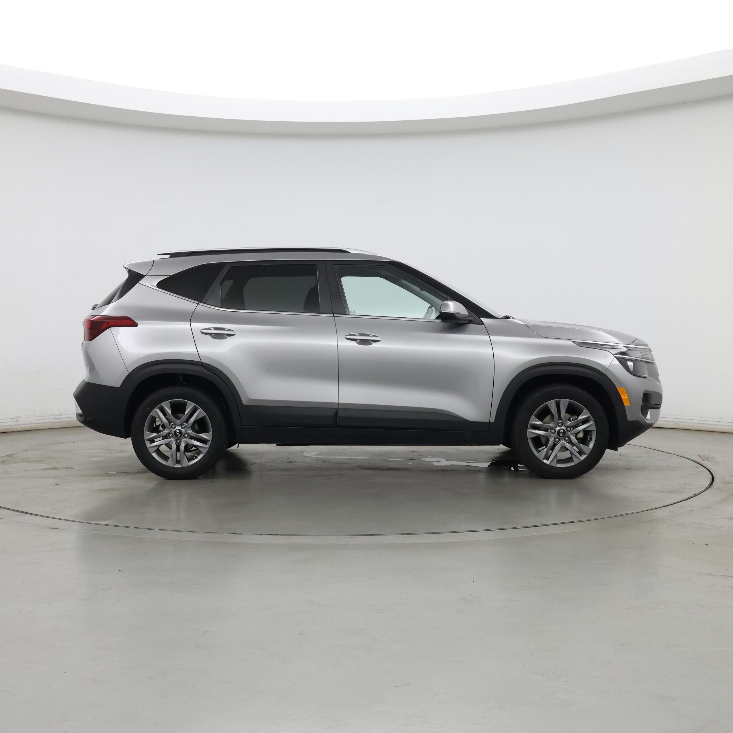 Thumbnail: 2021 Kia Seltos - 7