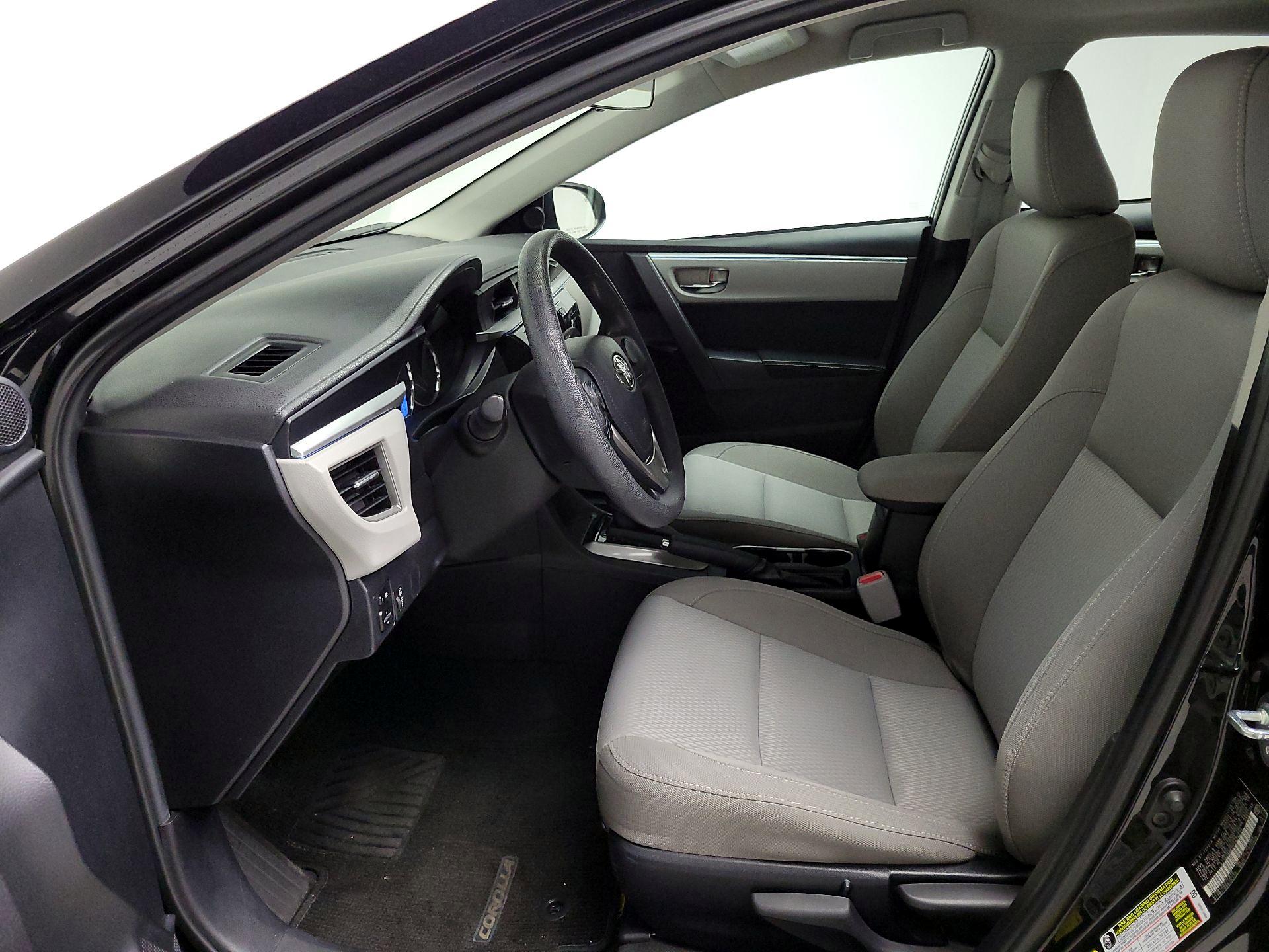 Thumbnail: 2015 Toyota Corolla - 11
