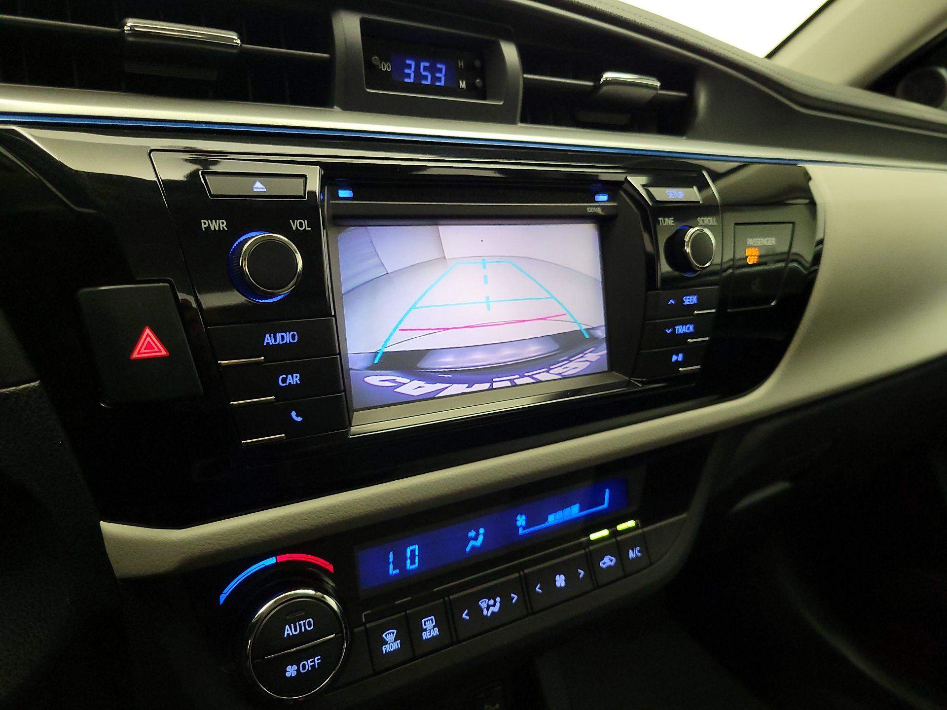 Thumbnail: 2015 Toyota Corolla - 14