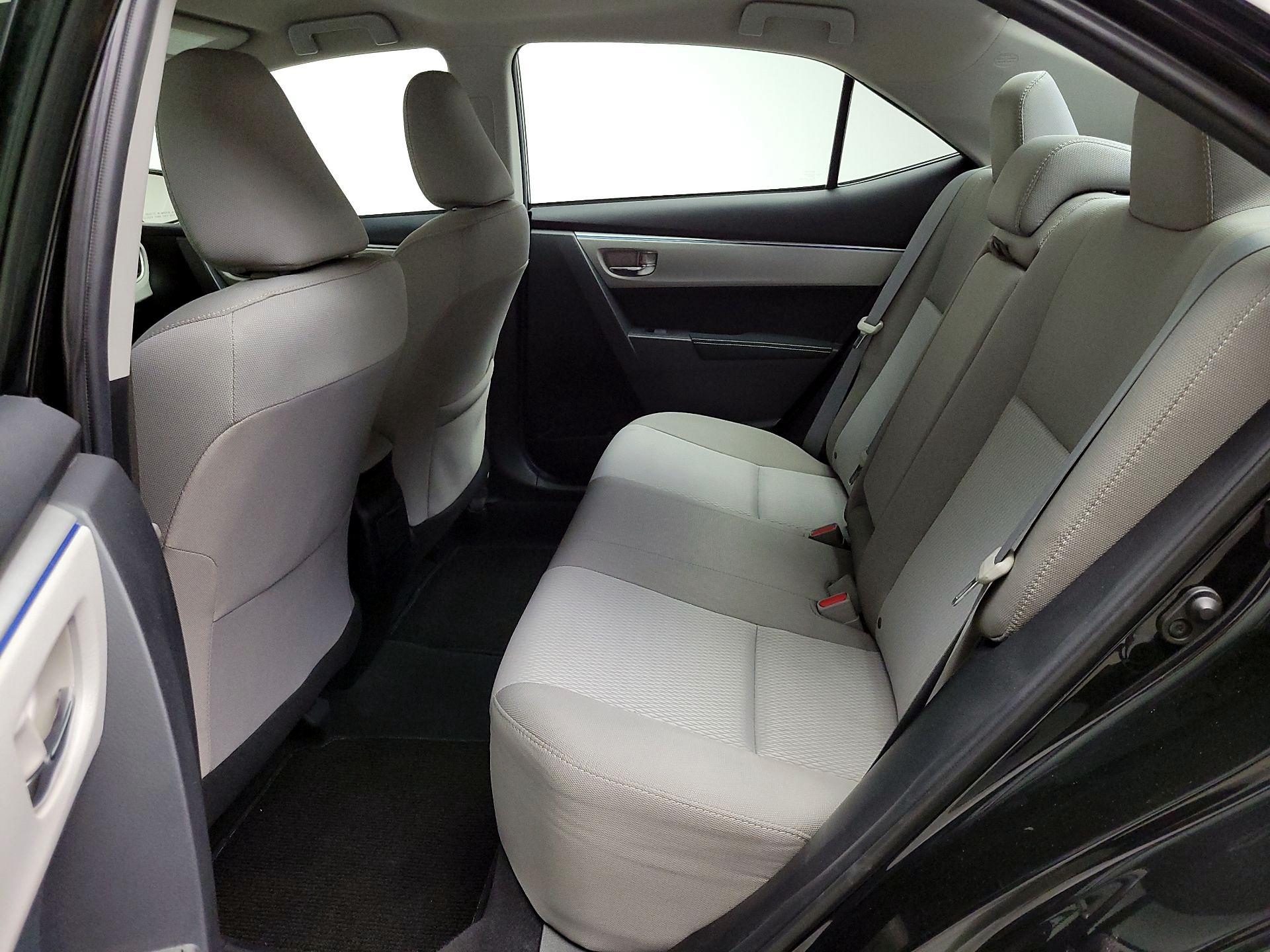Thumbnail: 2015 Toyota Corolla - 19