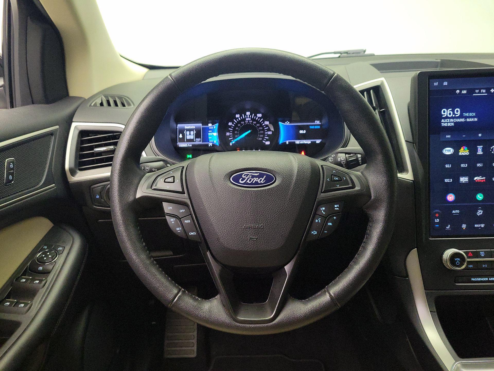 Thumbnail: 2022 Ford Edge - 10