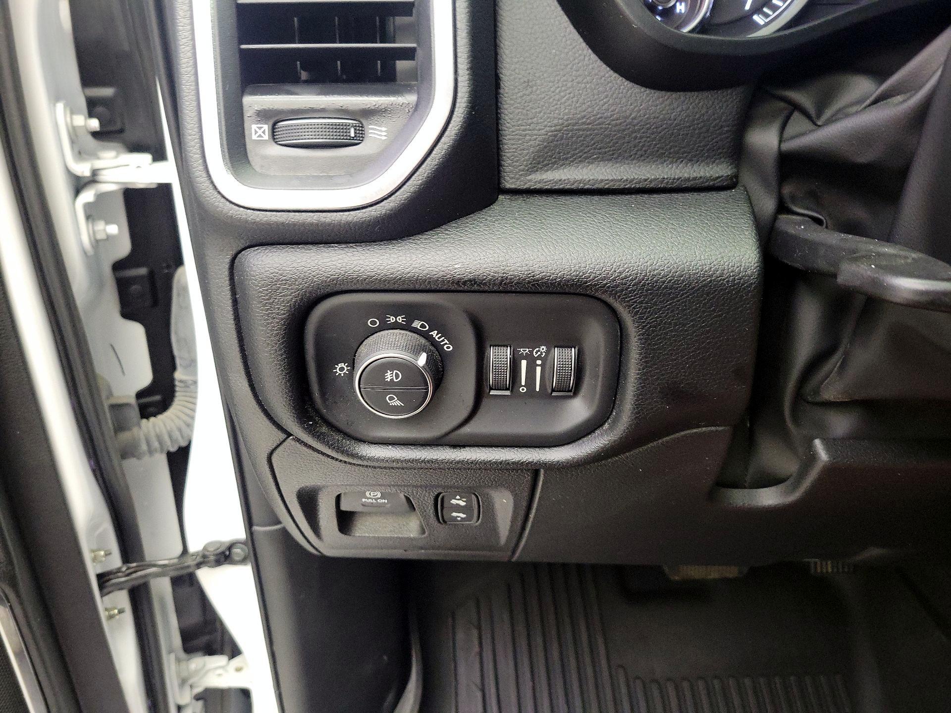 Thumbnail: 2022 RAM 1500 - 13