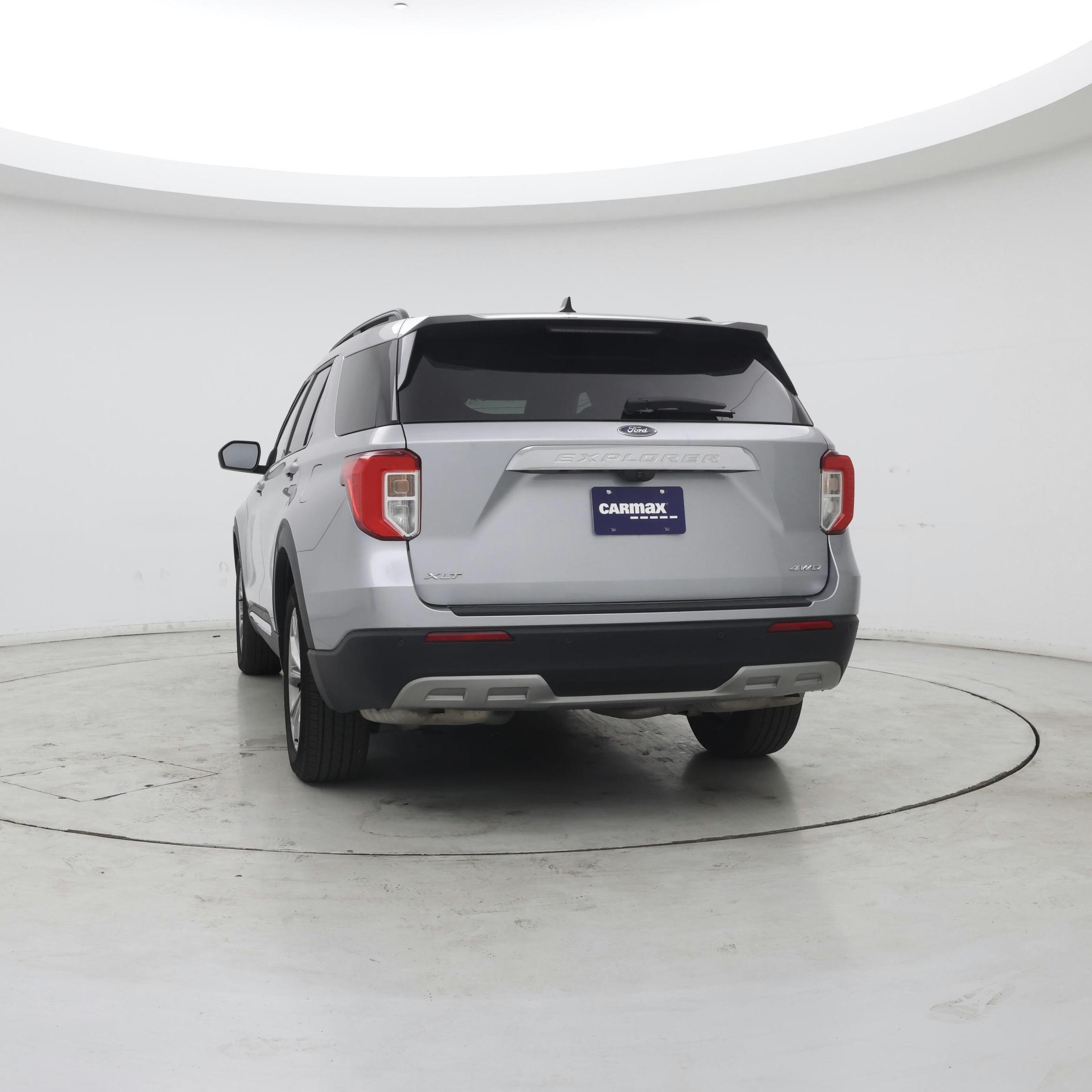 Thumbnail: 2022 Ford Explorer - 6