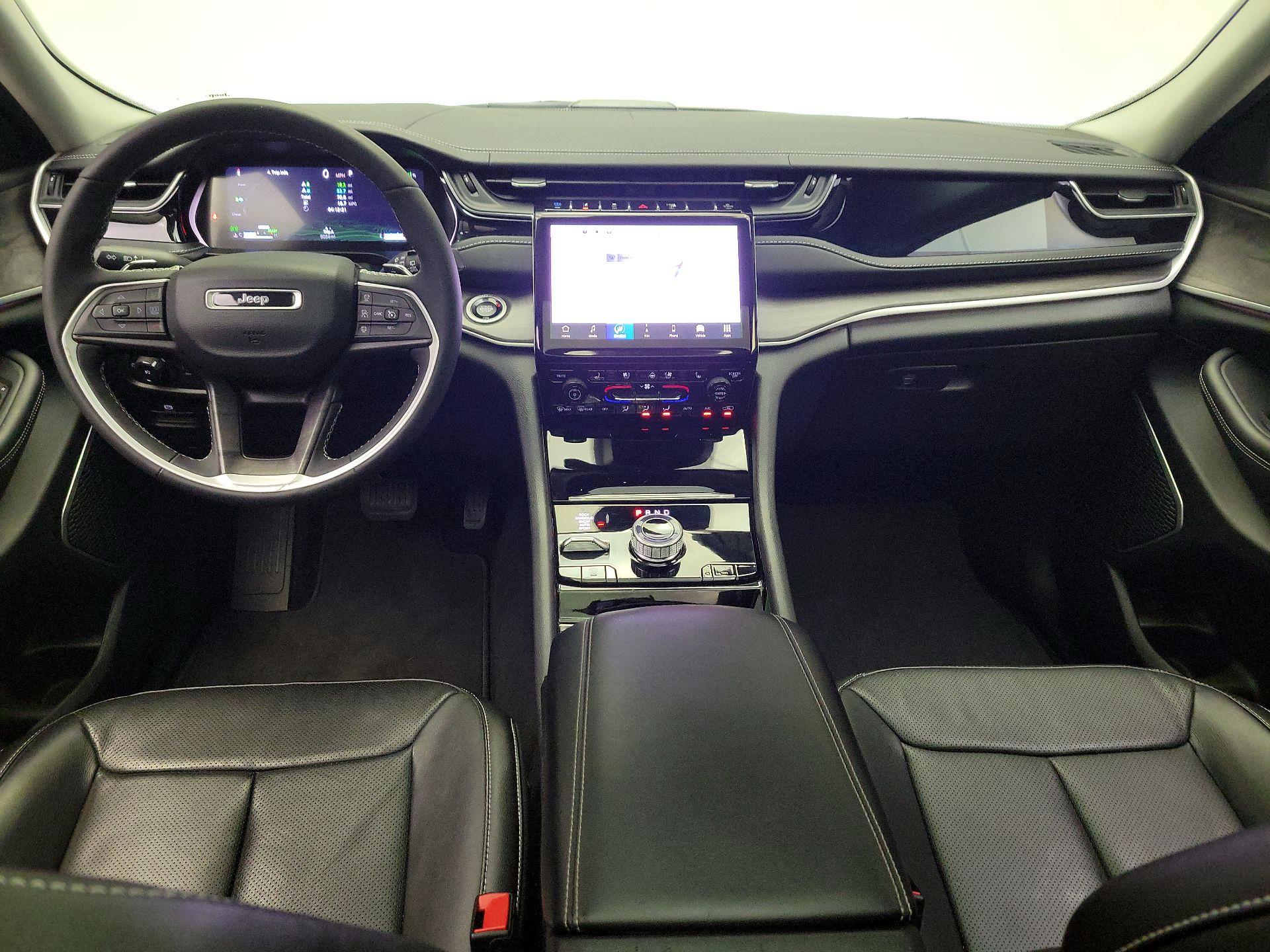 Thumbnail: 2022 Jeep Grand Cherokee - 9