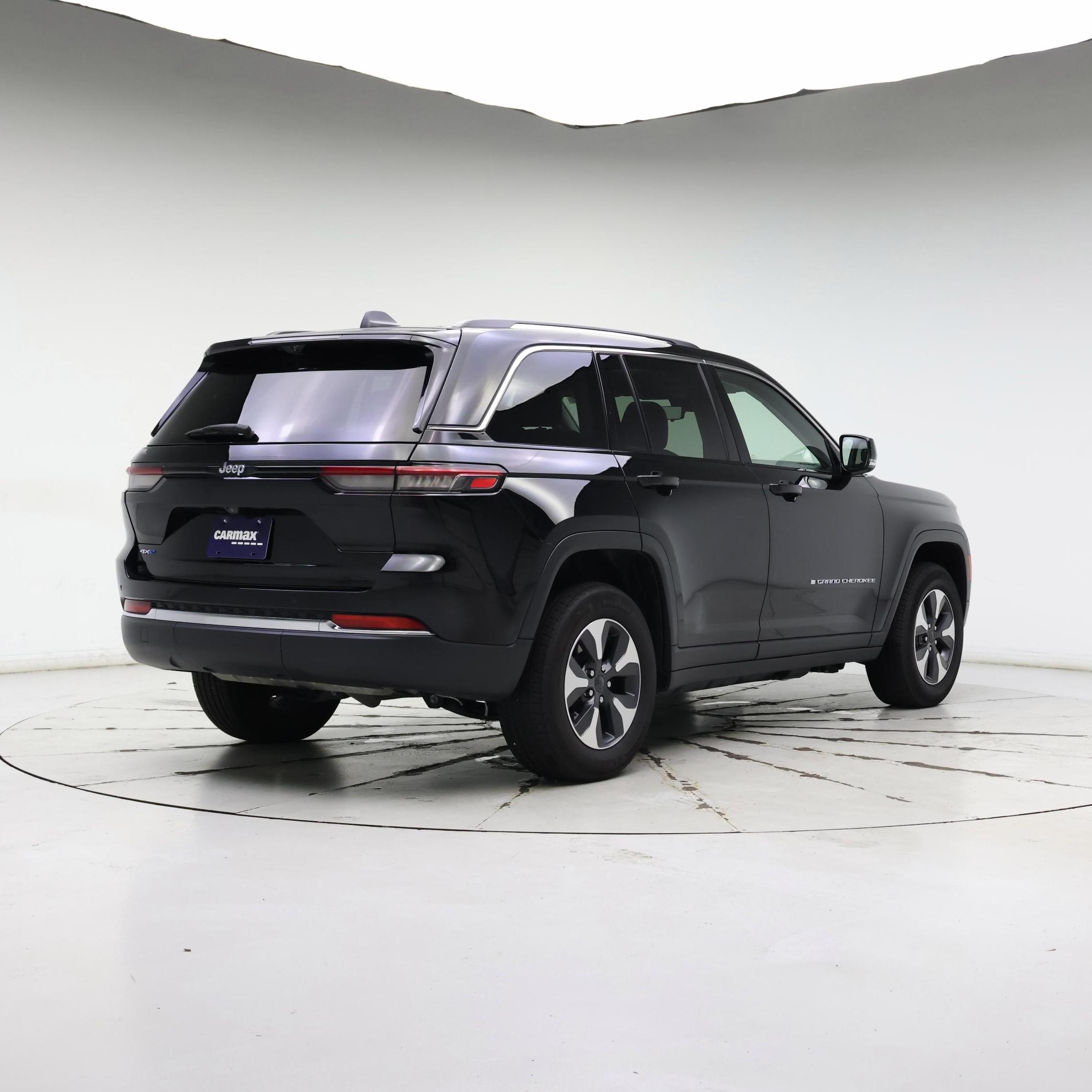 Thumbnail: 2022 Jeep Grand Cherokee - 8
