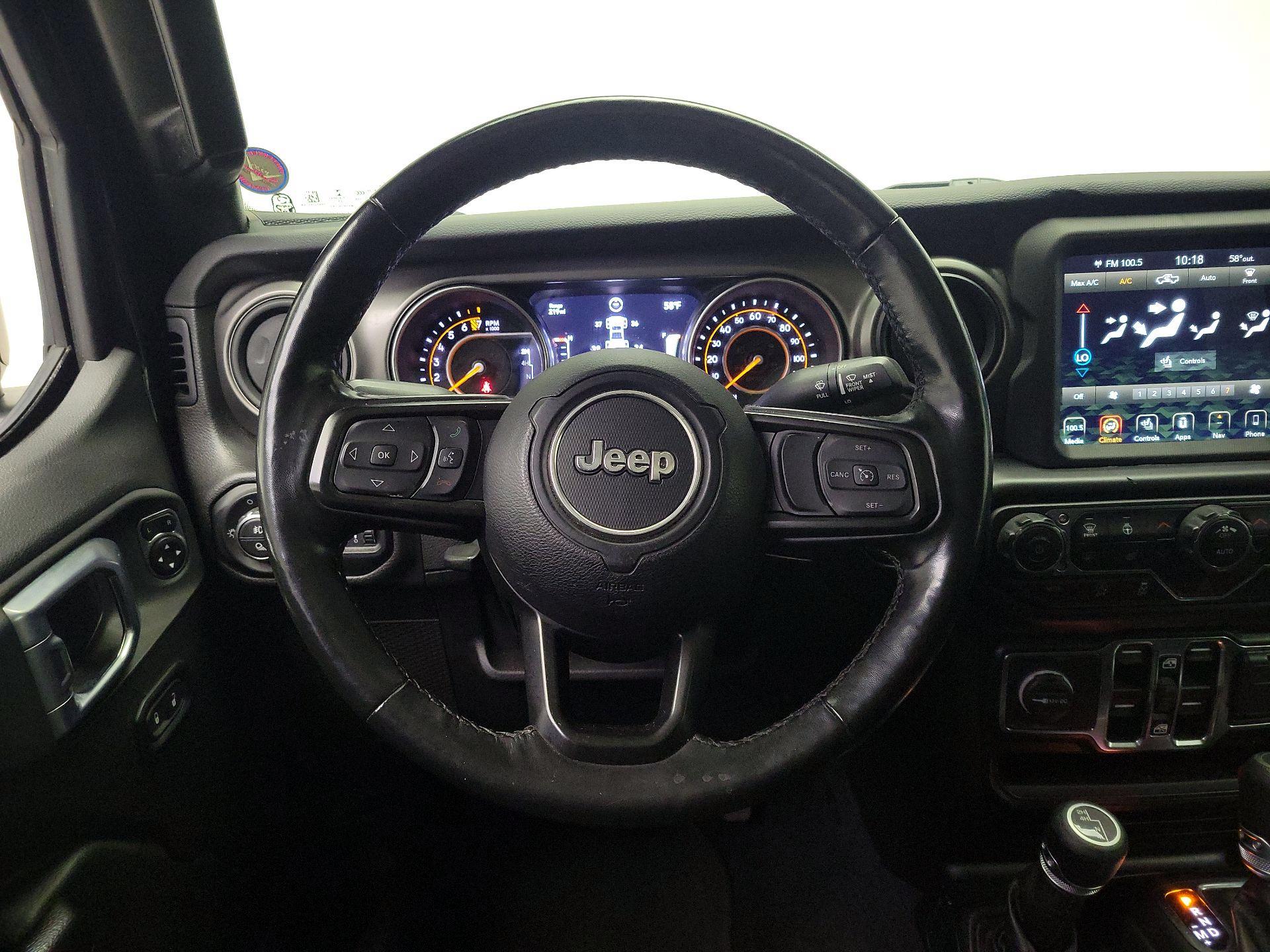 Thumbnail: 2021 Jeep Gladiator - 10