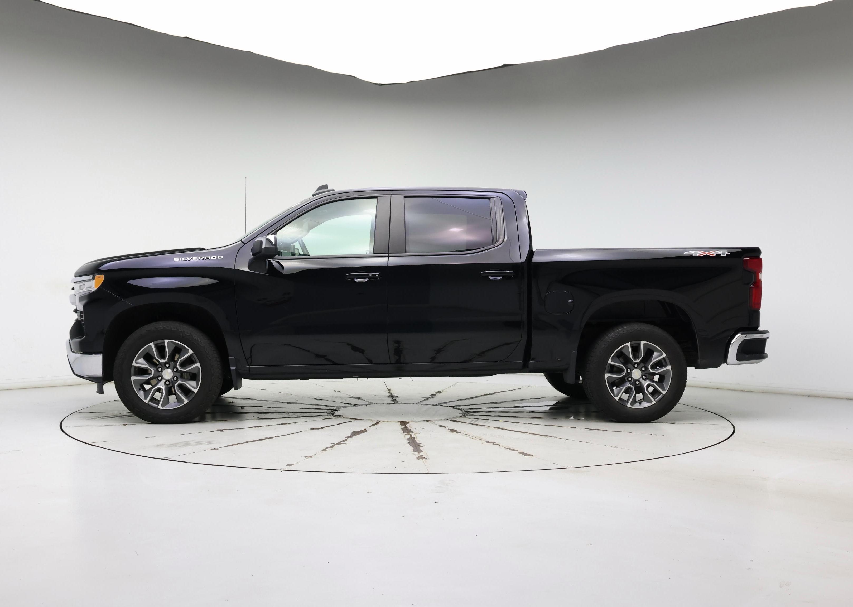 Thumbnail: 2022 Chevrolet Silverado 1500 - 3