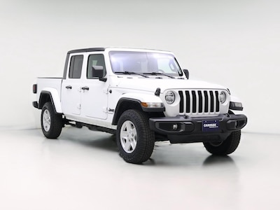 White 2022 Jeep Gladiator Sport S