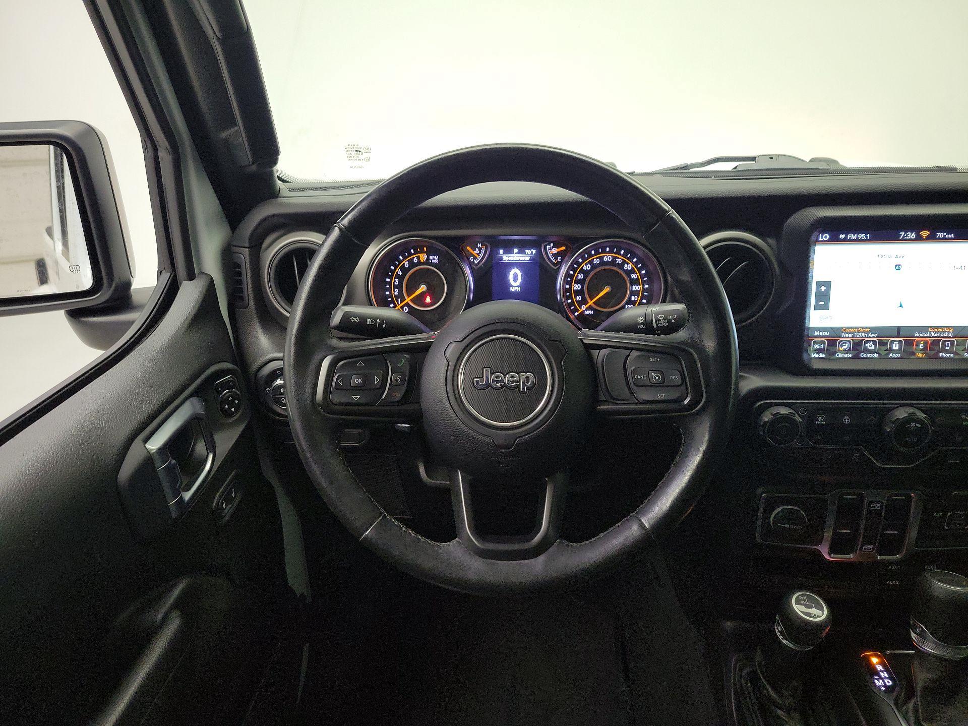 Thumbnail: 2022 Jeep Gladiator - 10