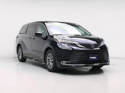 Black 2021 Toyota Sienna Hybrid XLE