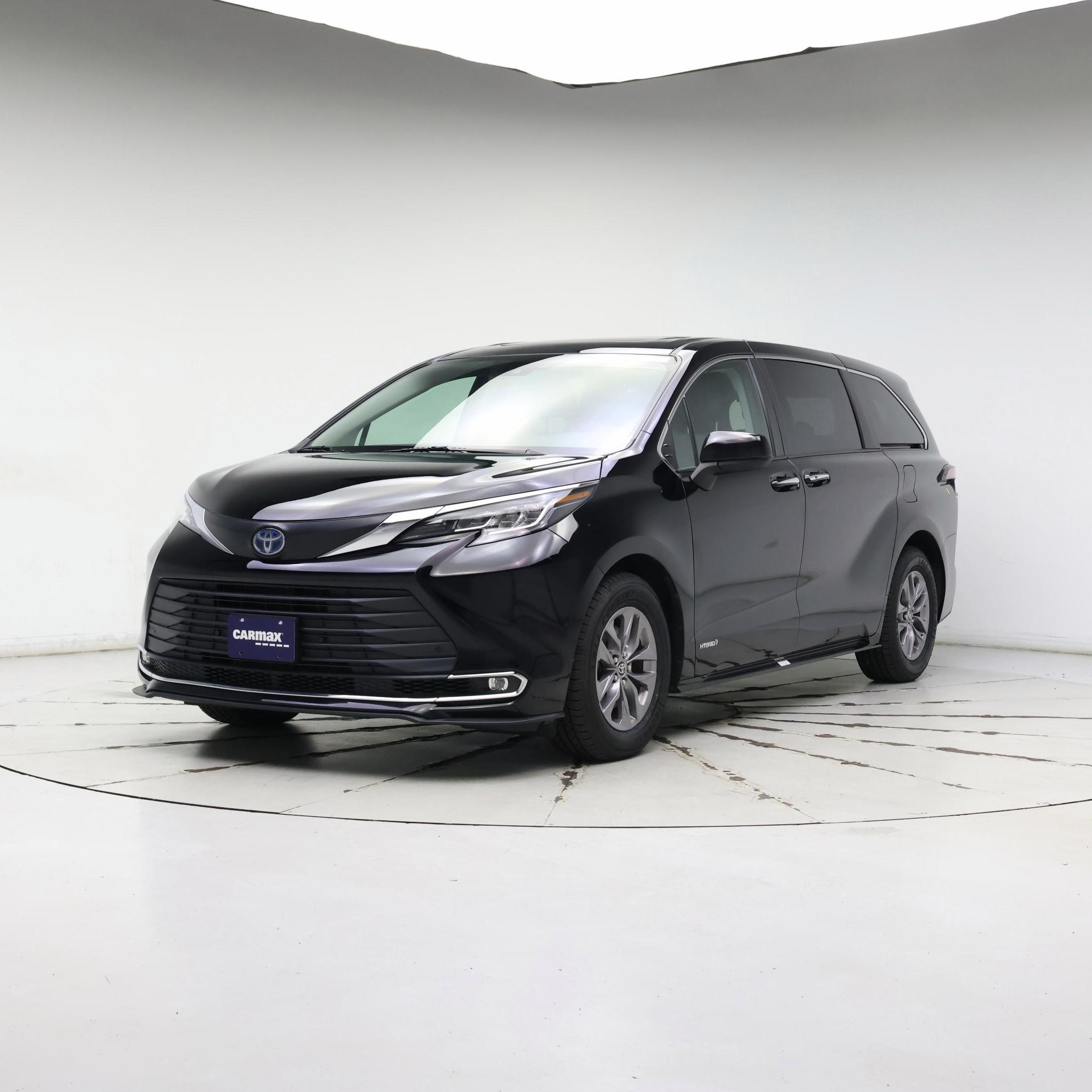 Thumbnail: 2021 Toyota Sienna - 4