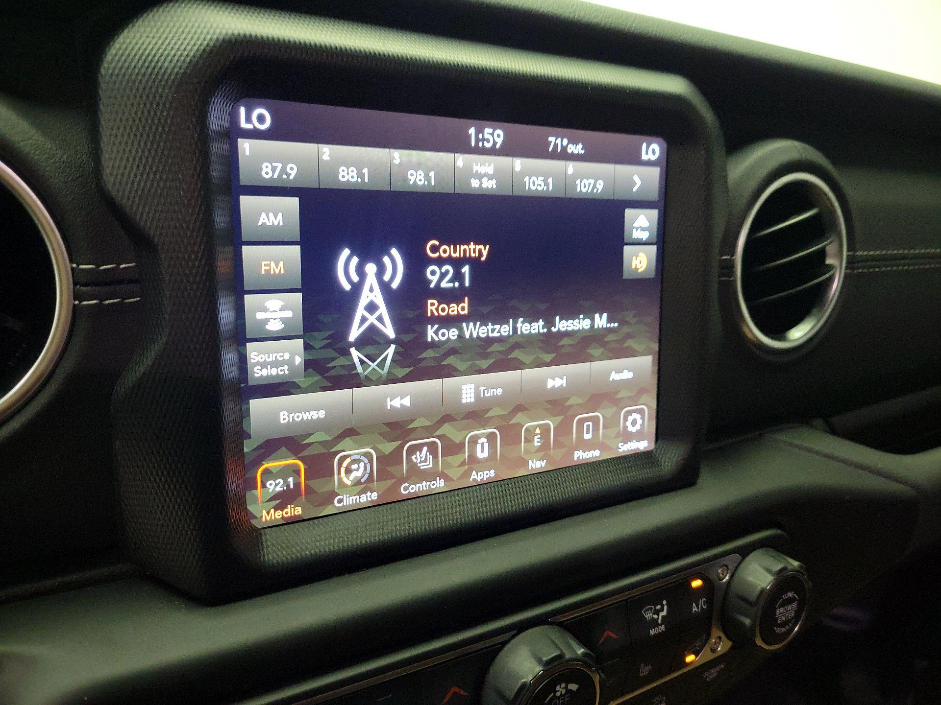 Thumbnail: 2021 Jeep Wrangler - 16