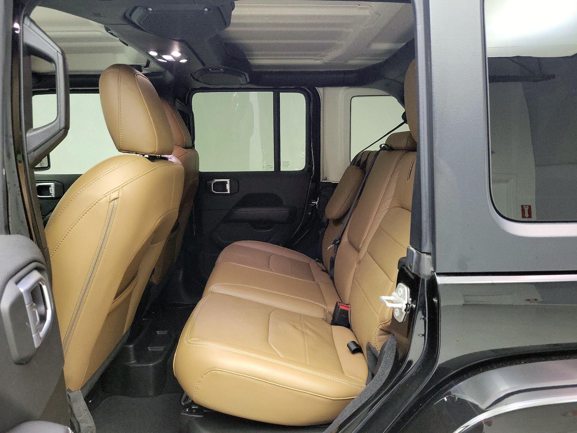 Thumbnail: 2021 Jeep Wrangler - 20