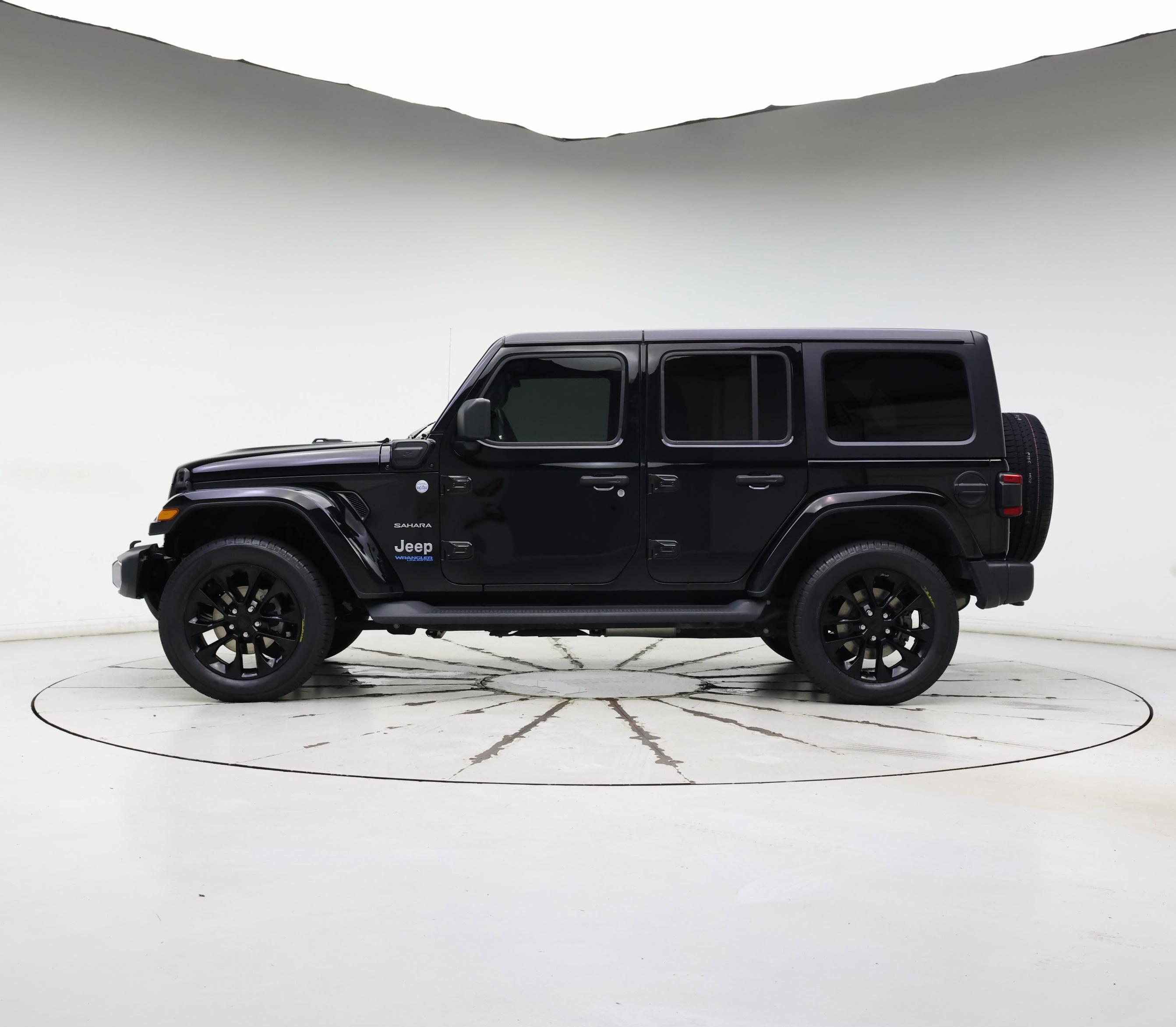 Thumbnail: 2021 Jeep Wrangler - 3