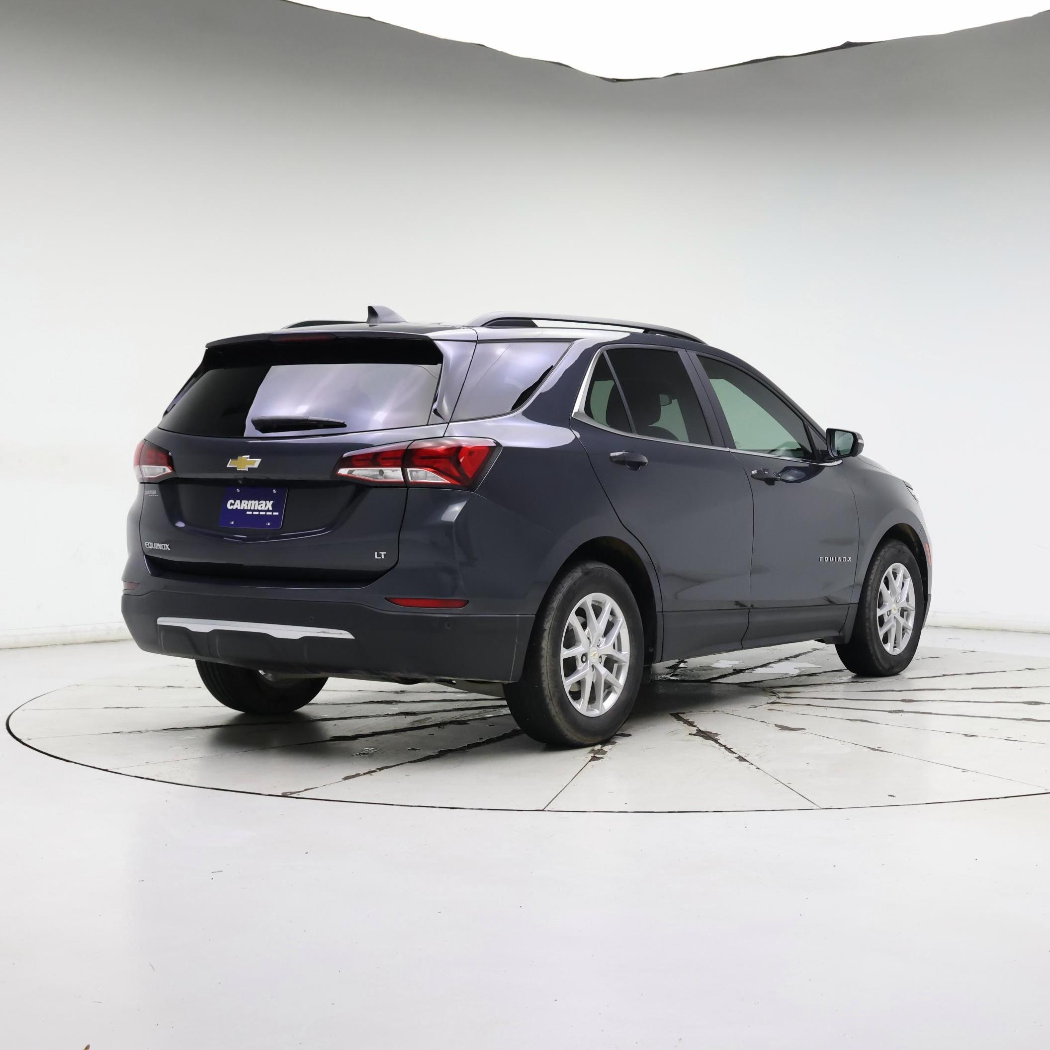 Thumbnail: 2022 Chevrolet Equinox - 8