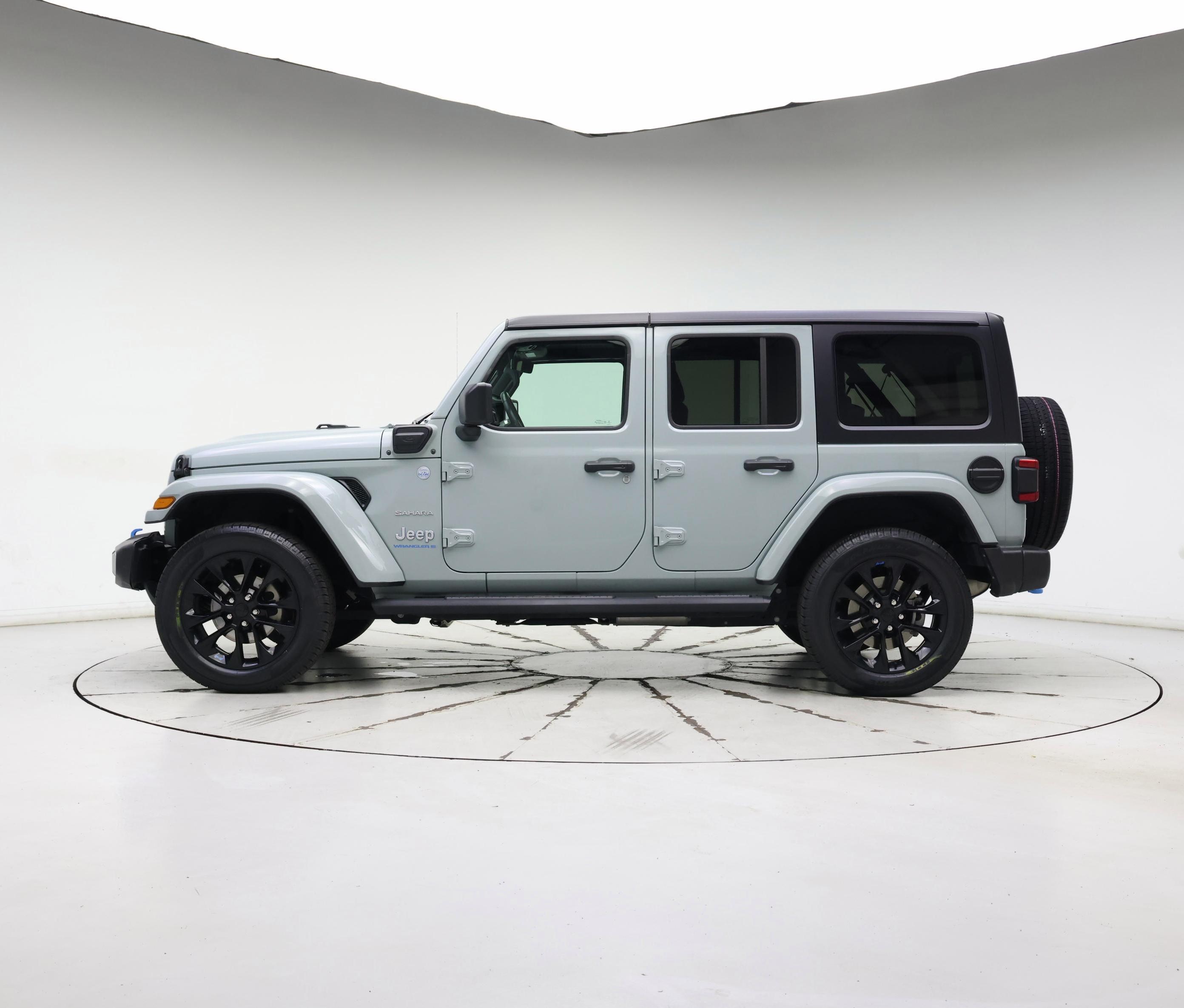Thumbnail: 2023 Jeep Wrangler - 3