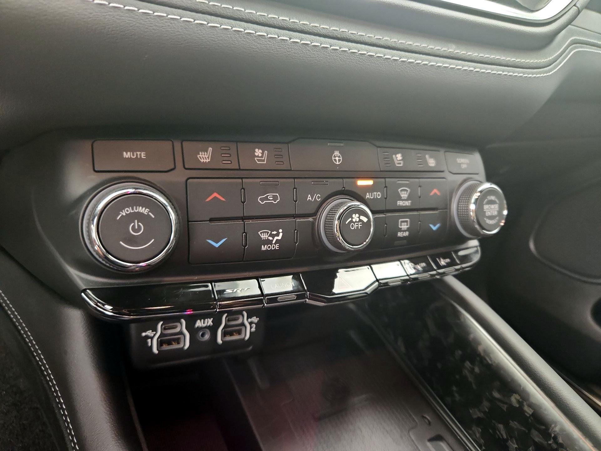Thumbnail: 2024 Dodge Durango - 17
