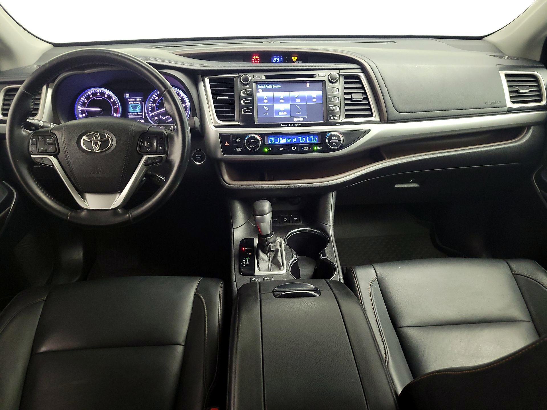 Thumbnail: 2017 Toyota Highlander - 9