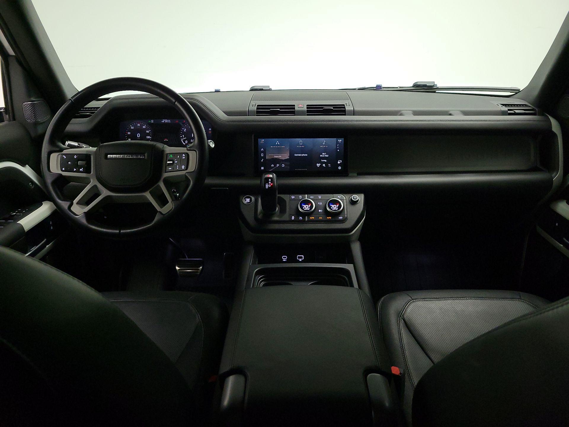 Thumbnail: 2022 Land Rover Defender - 9