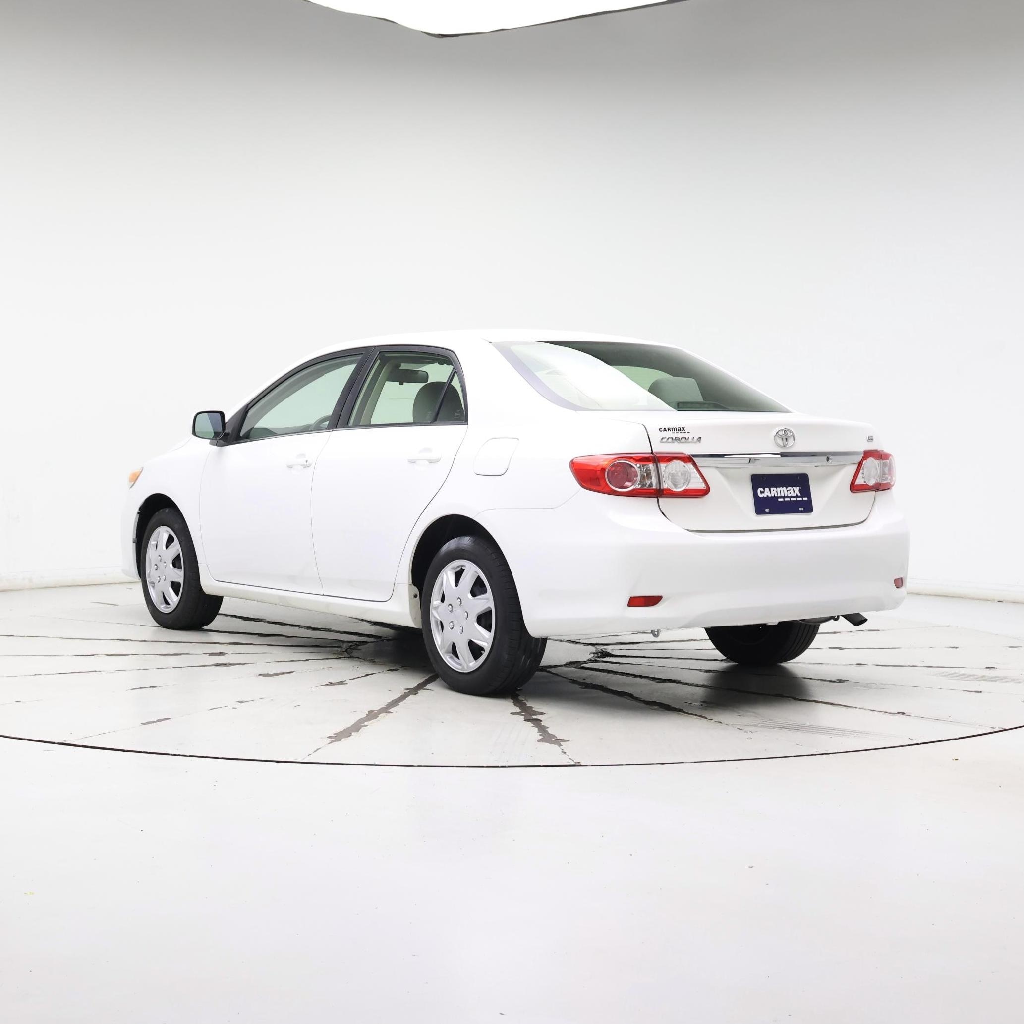 Thumbnail: 2013 Toyota Corolla - 2