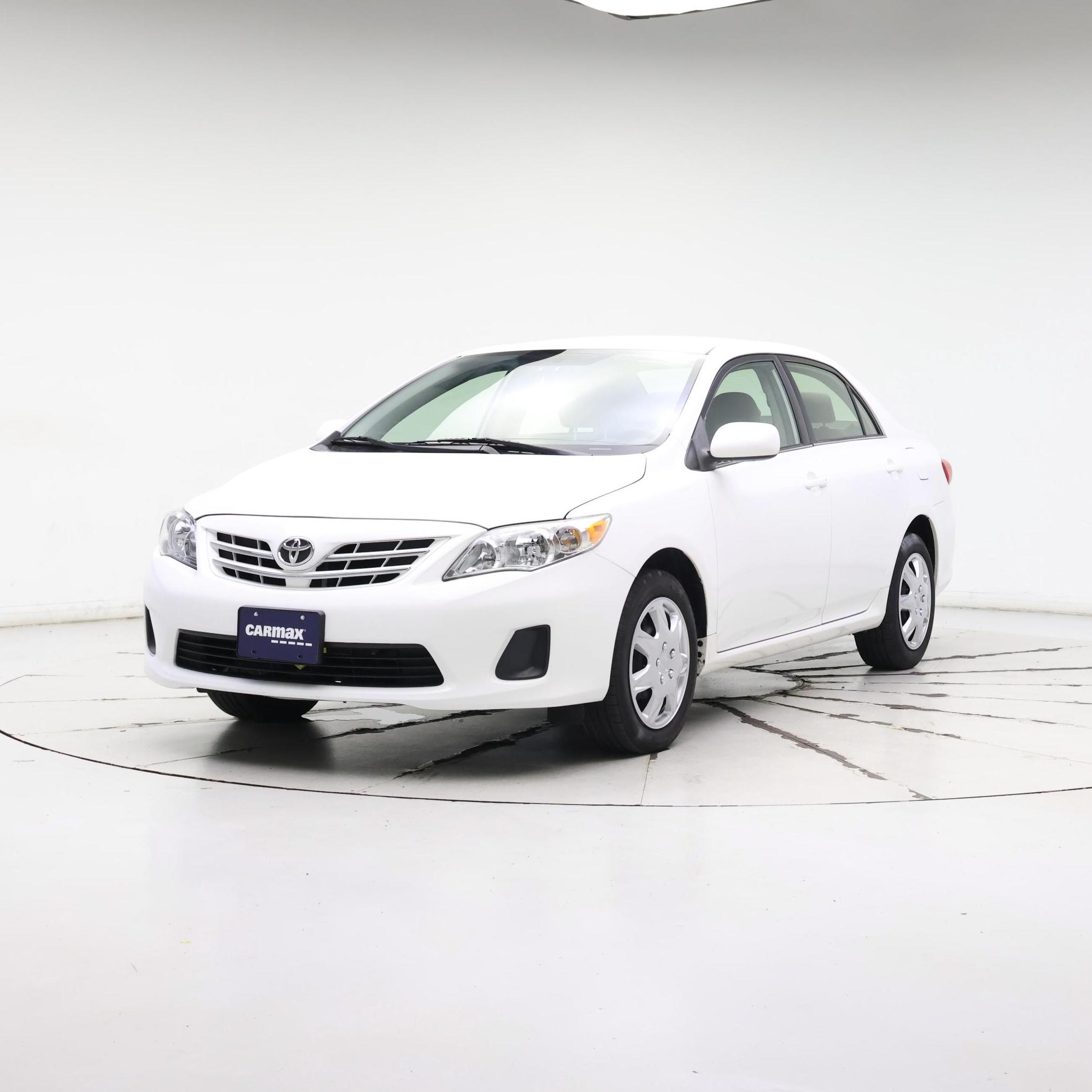 Thumbnail: 2013 Toyota Corolla - 4