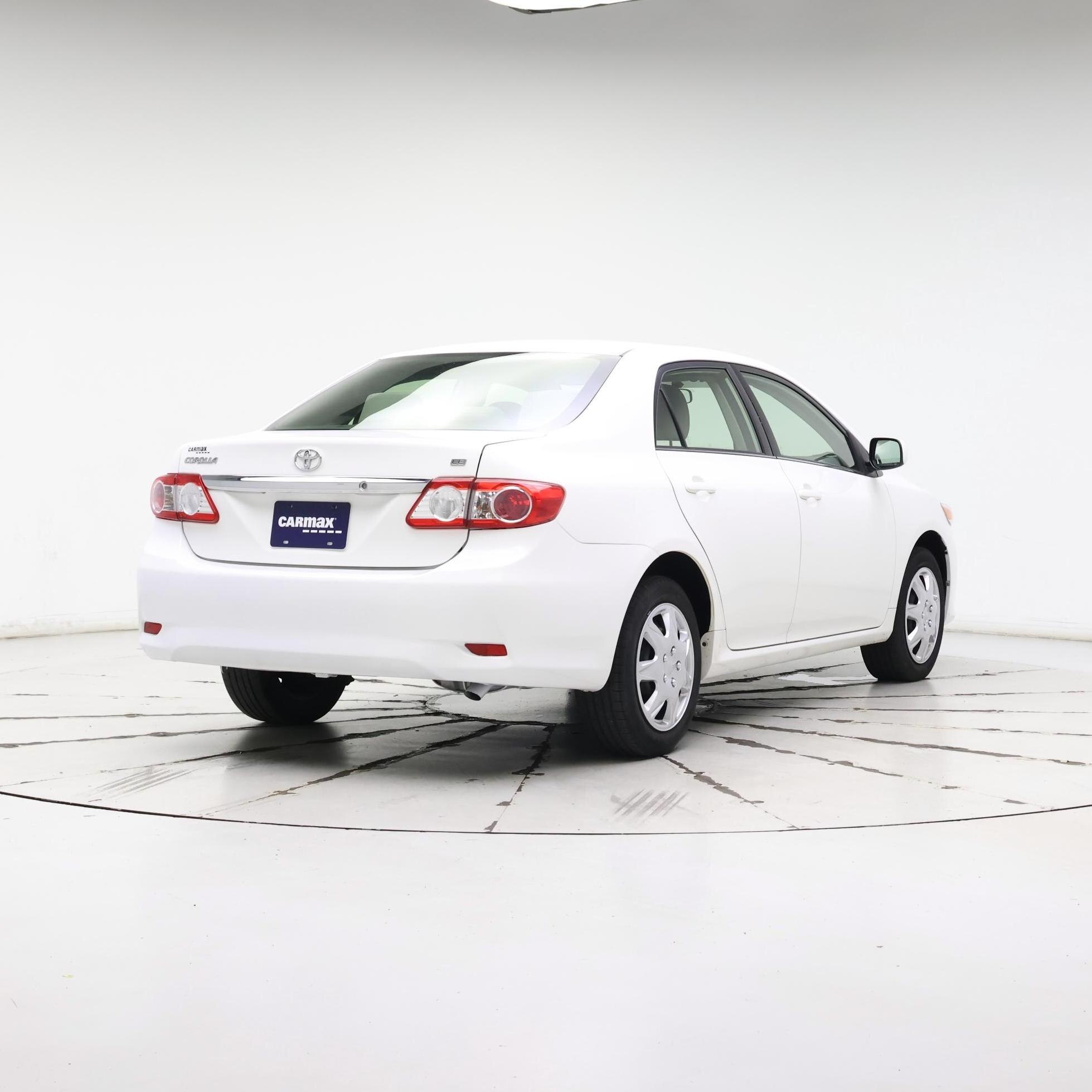 Thumbnail: 2013 Toyota Corolla - 8