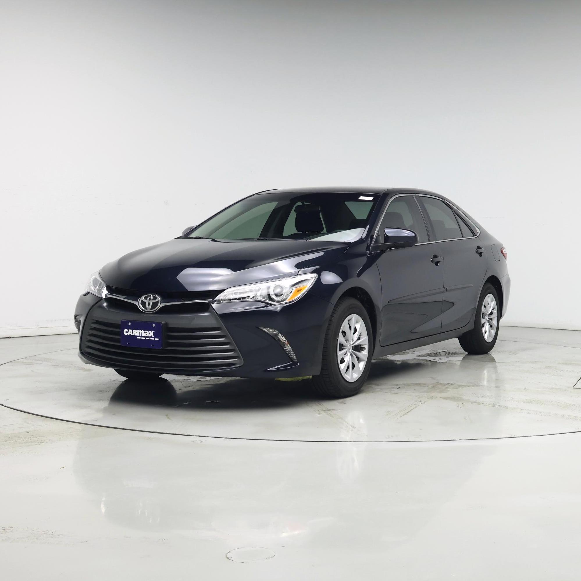Thumbnail: 2015 Toyota Camry - 4
