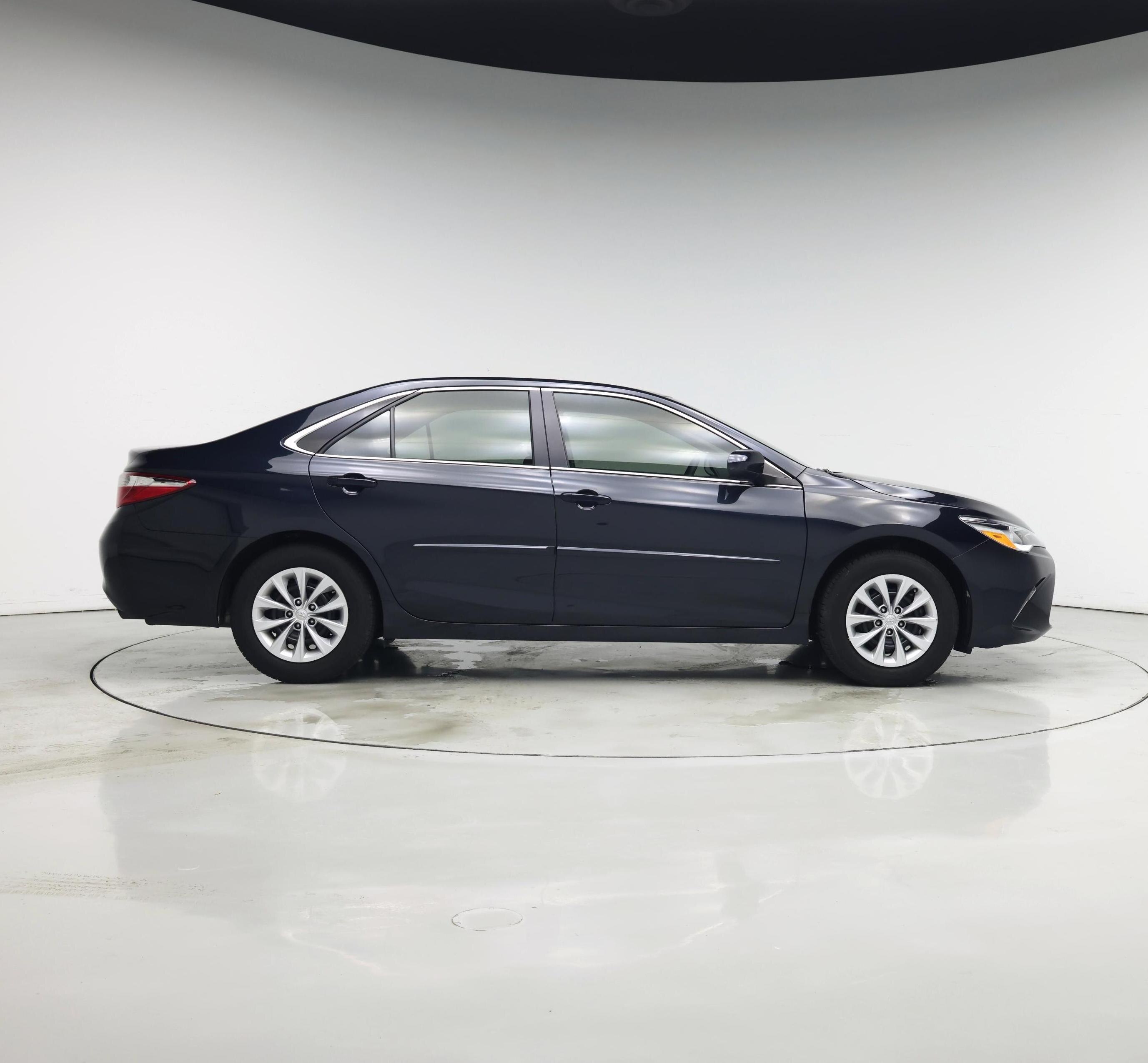 Thumbnail: 2015 Toyota Camry - 7