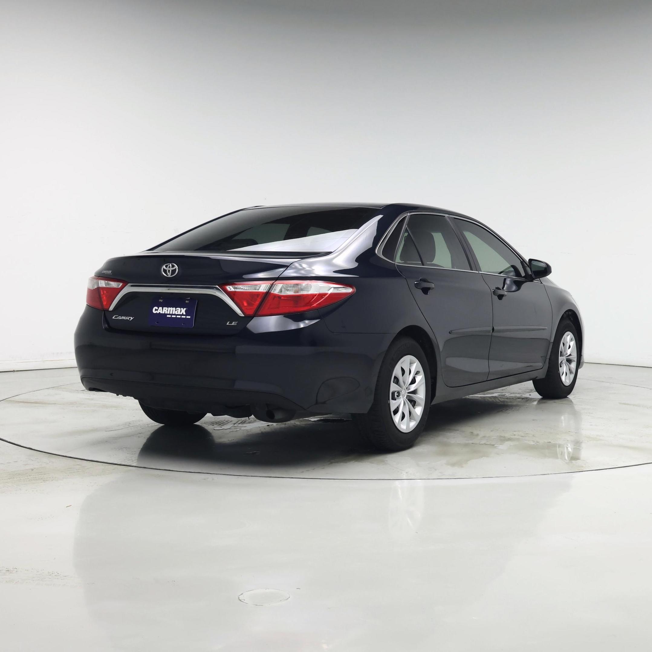 Thumbnail: 2015 Toyota Camry - 8