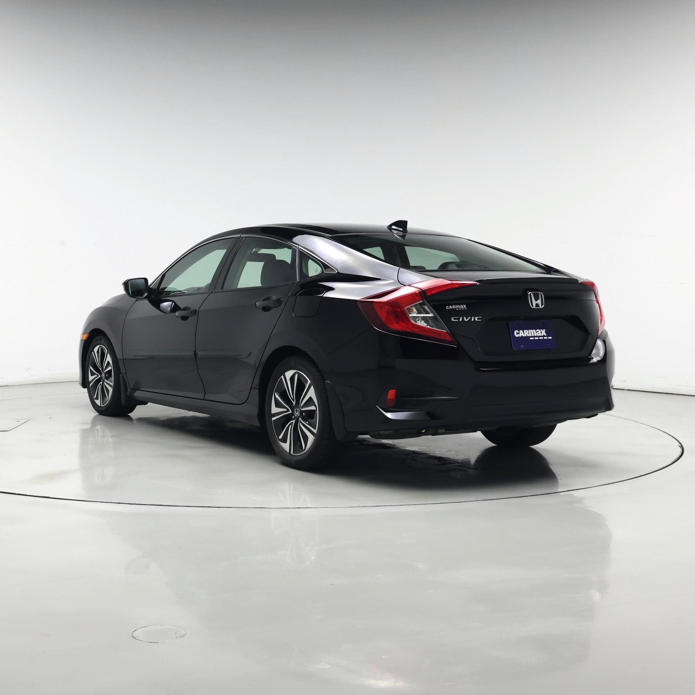 Thumbnail: 2016 Honda Civic - 2