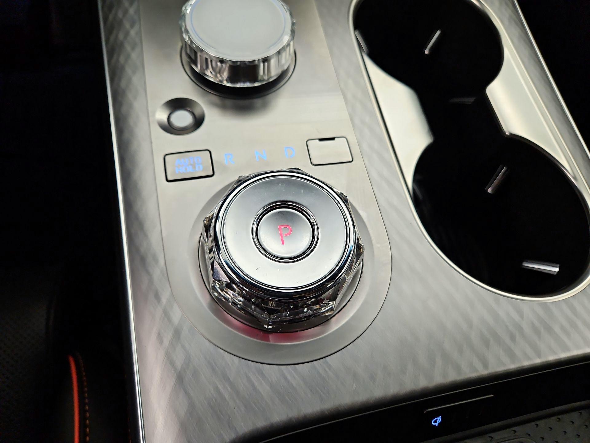 Thumbnail: 2026 Genesis GV70 - 18