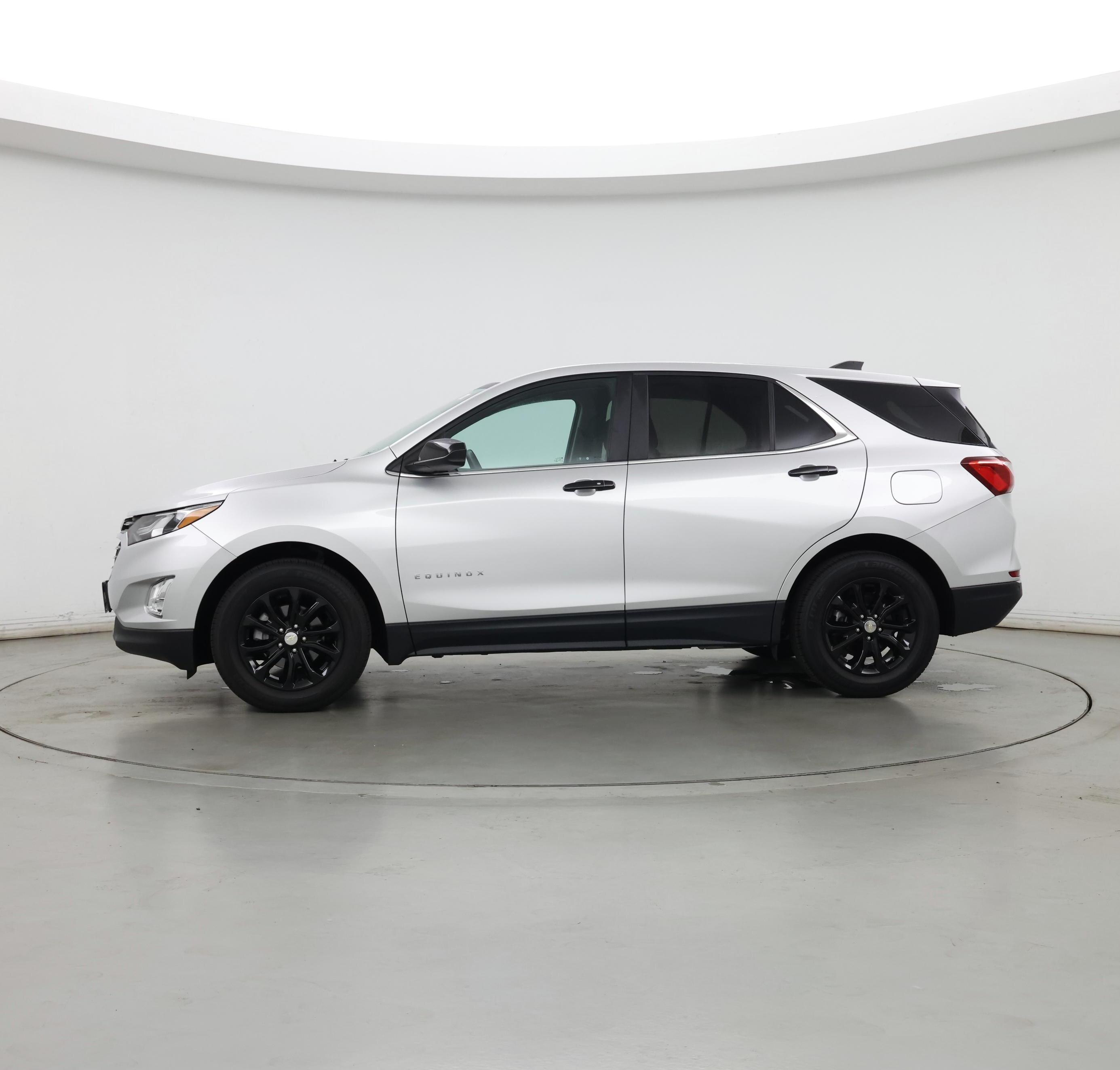 Thumbnail: 2021 Chevrolet Equinox - 3