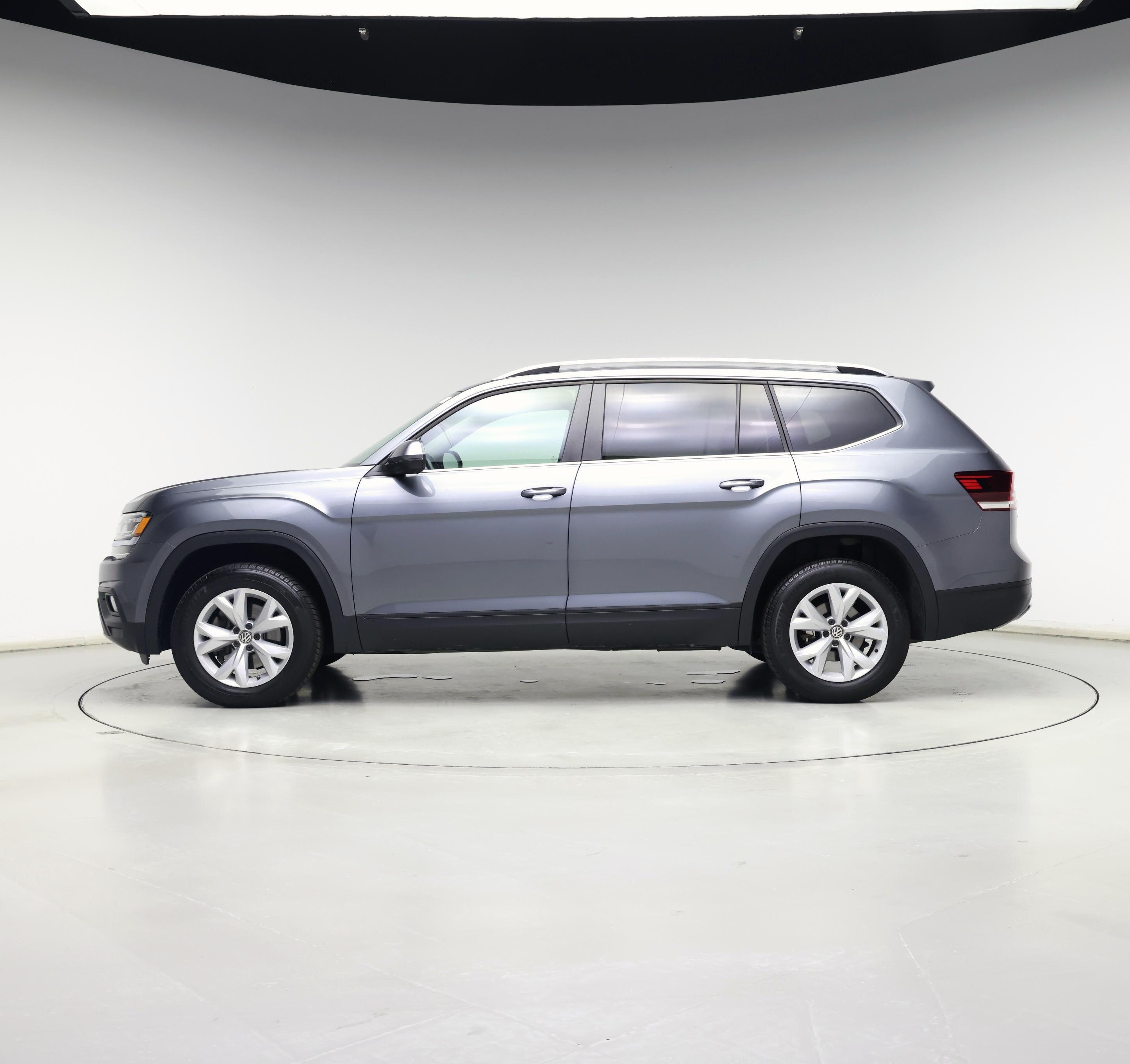 Thumbnail: 2019 Volkswagen Atlas - 3