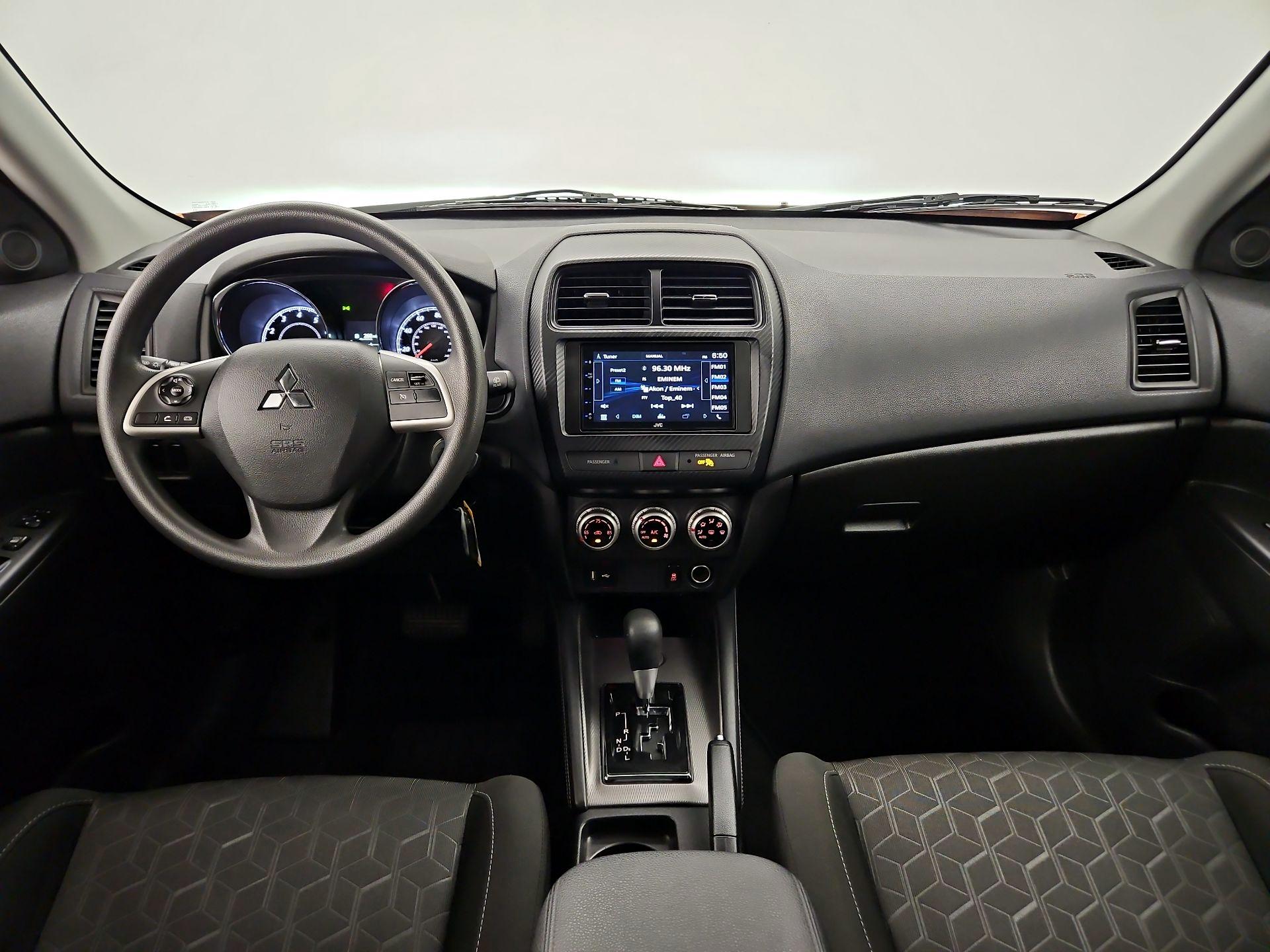 Thumbnail: 2022 Mitsubishi Outlander Sport - 9