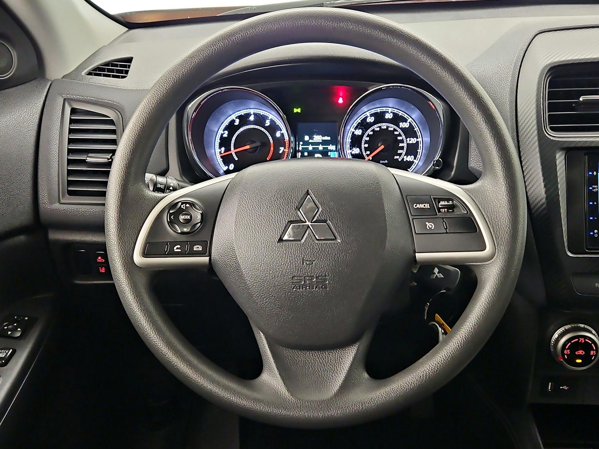 Thumbnail: 2022 Mitsubishi Outlander Sport - 10