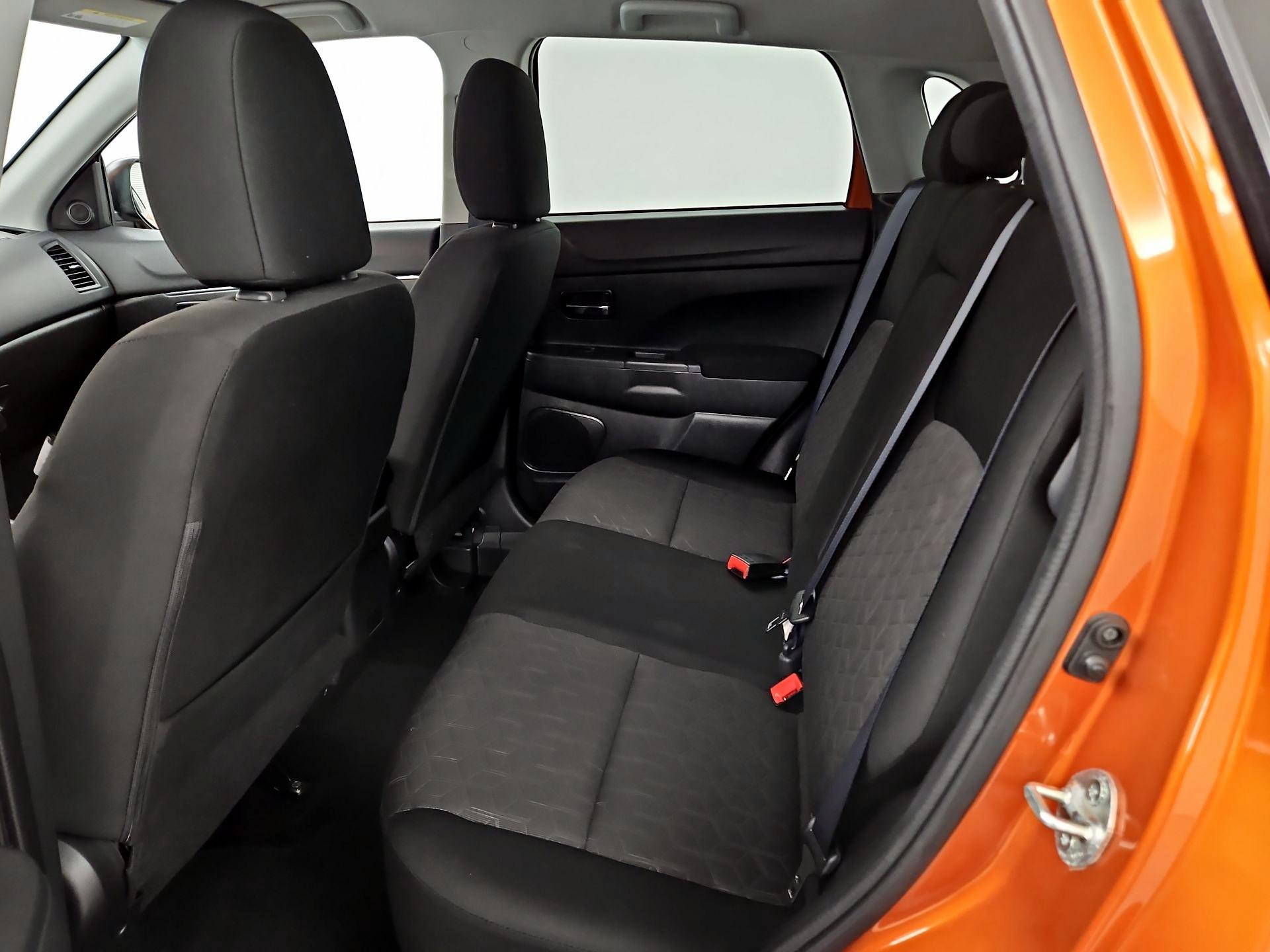 Thumbnail: 2022 Mitsubishi Outlander Sport - 19