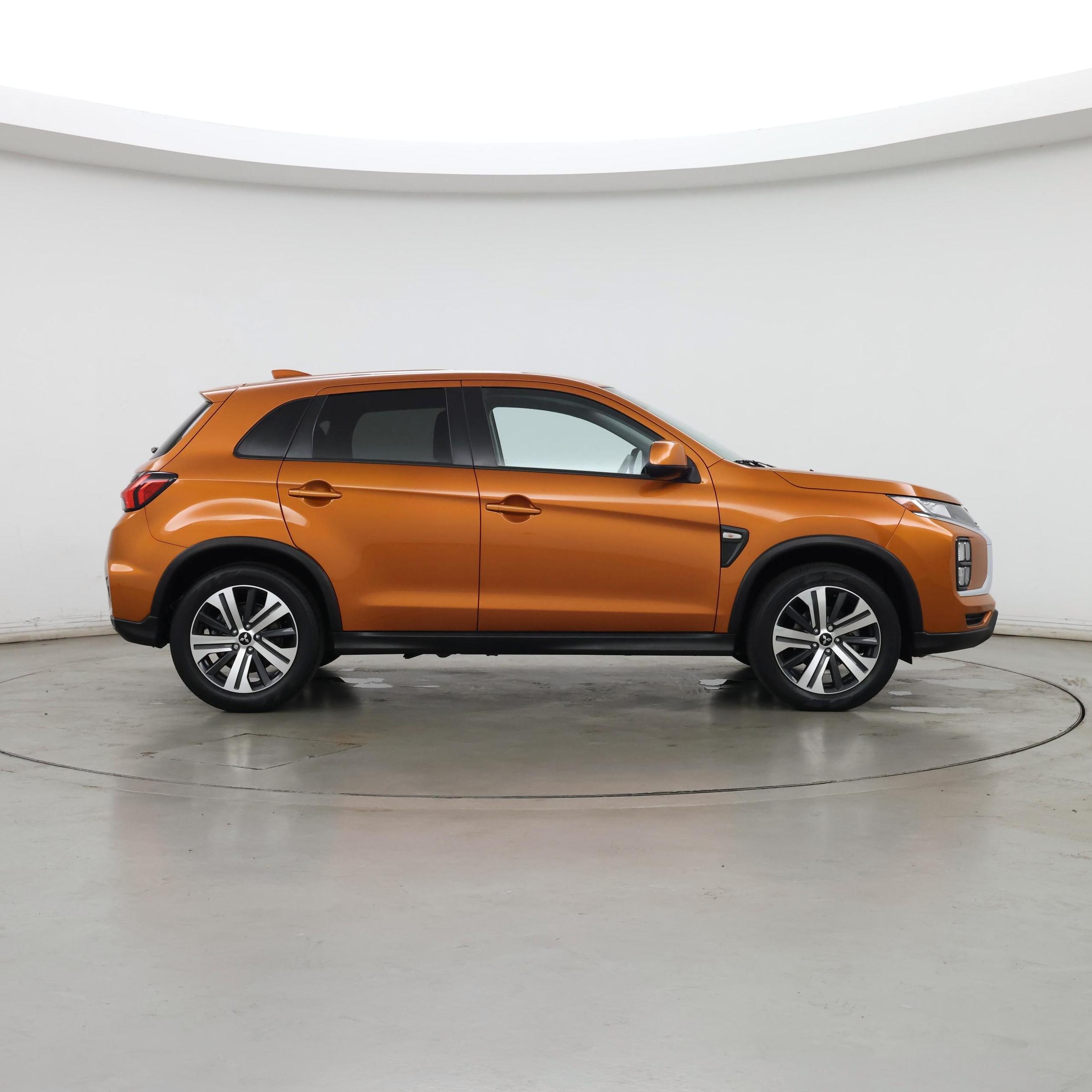 Thumbnail: 2022 Mitsubishi Outlander Sport - 7