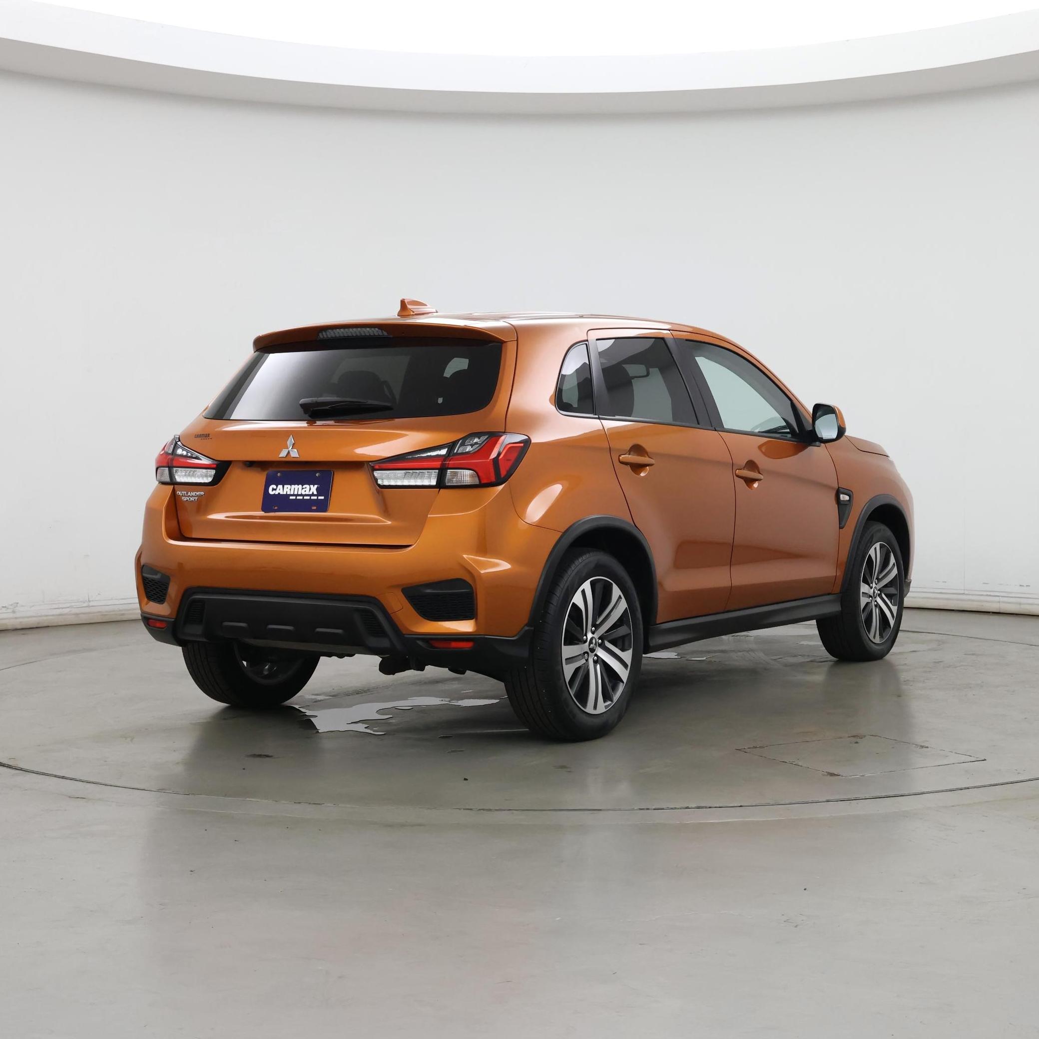 Thumbnail: 2022 Mitsubishi Outlander Sport - 8