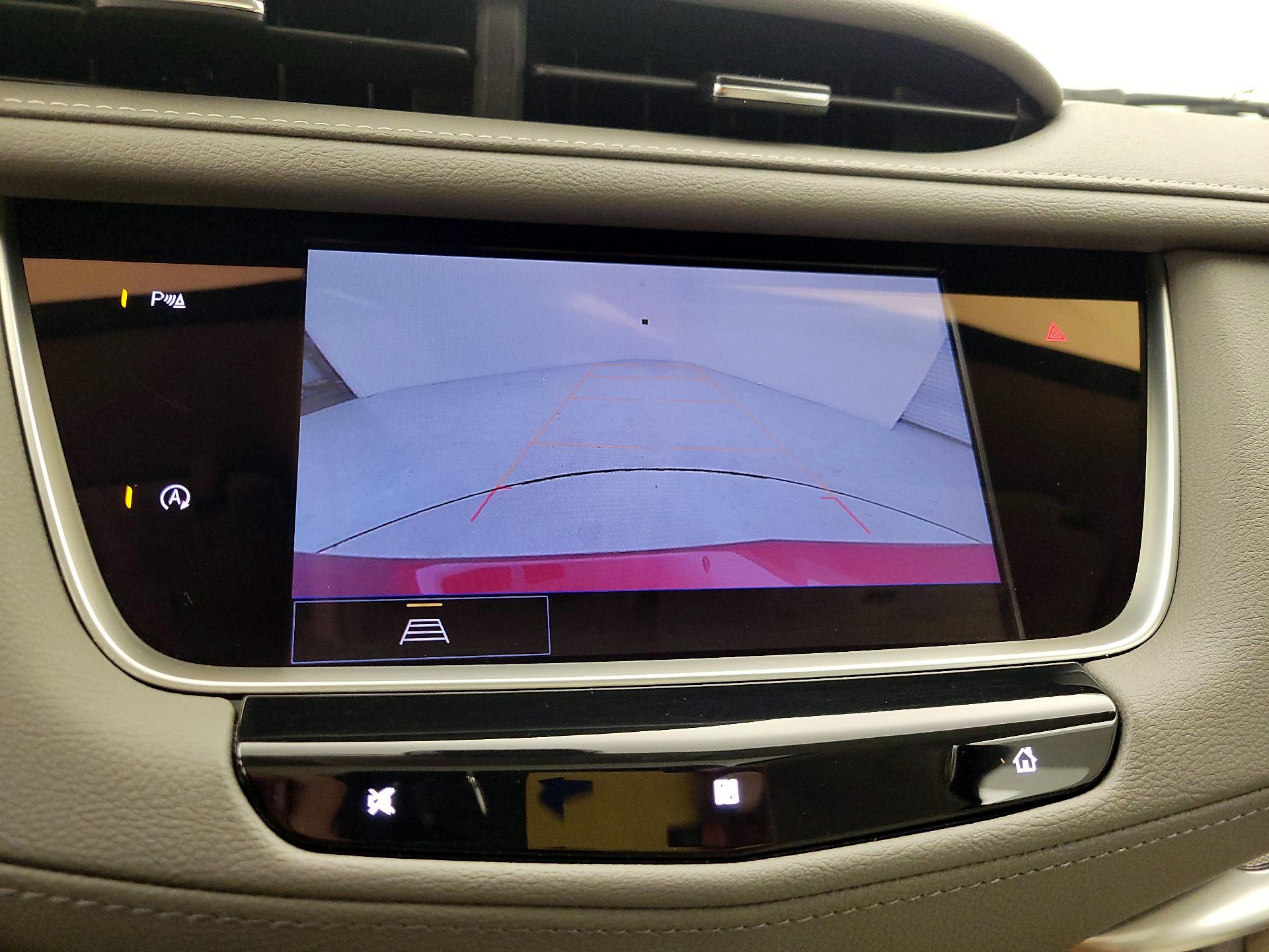 Thumbnail: 2021 Cadillac XT5 - 15