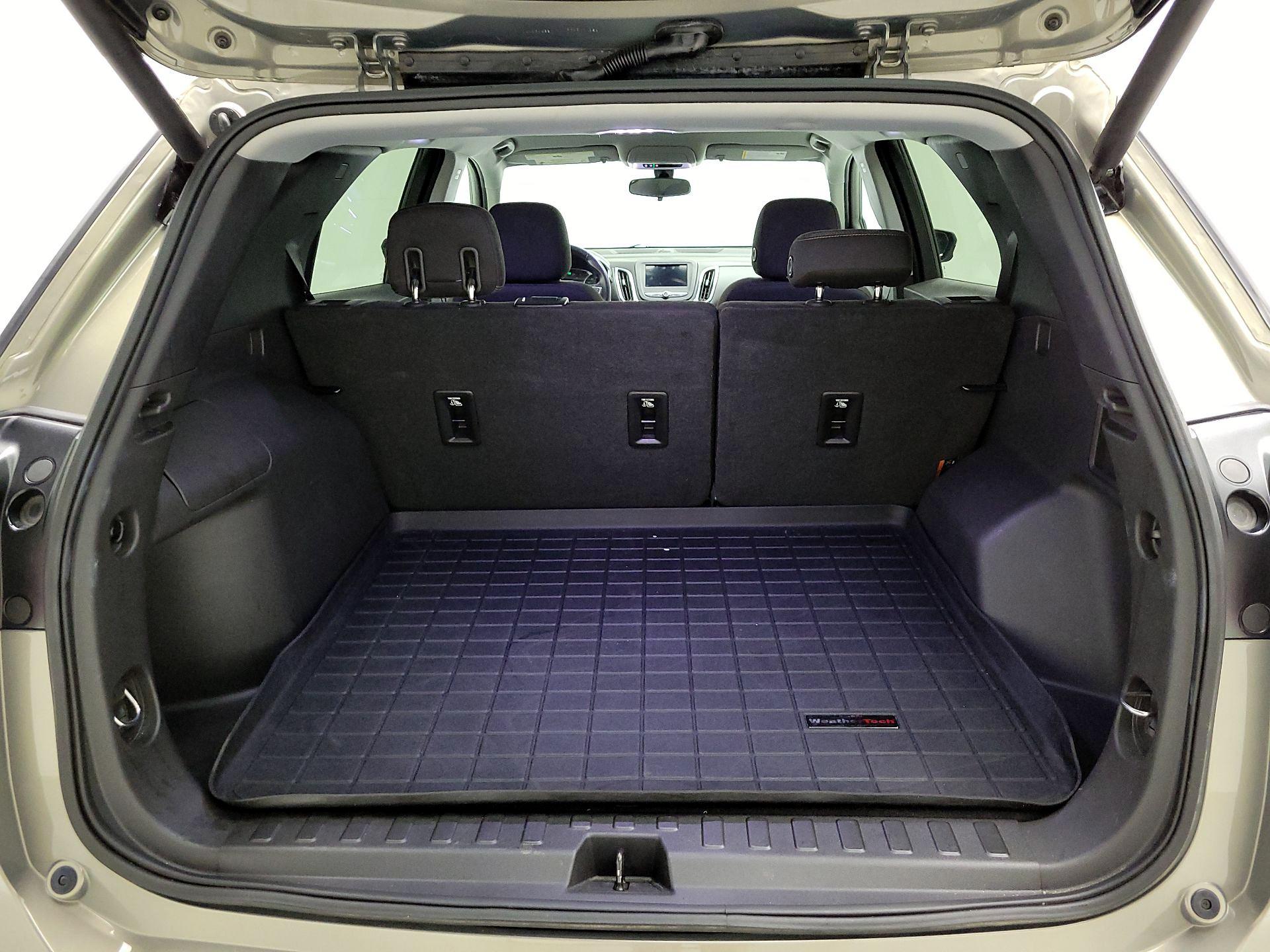 Thumbnail: 2019 Chevrolet Equinox - 19