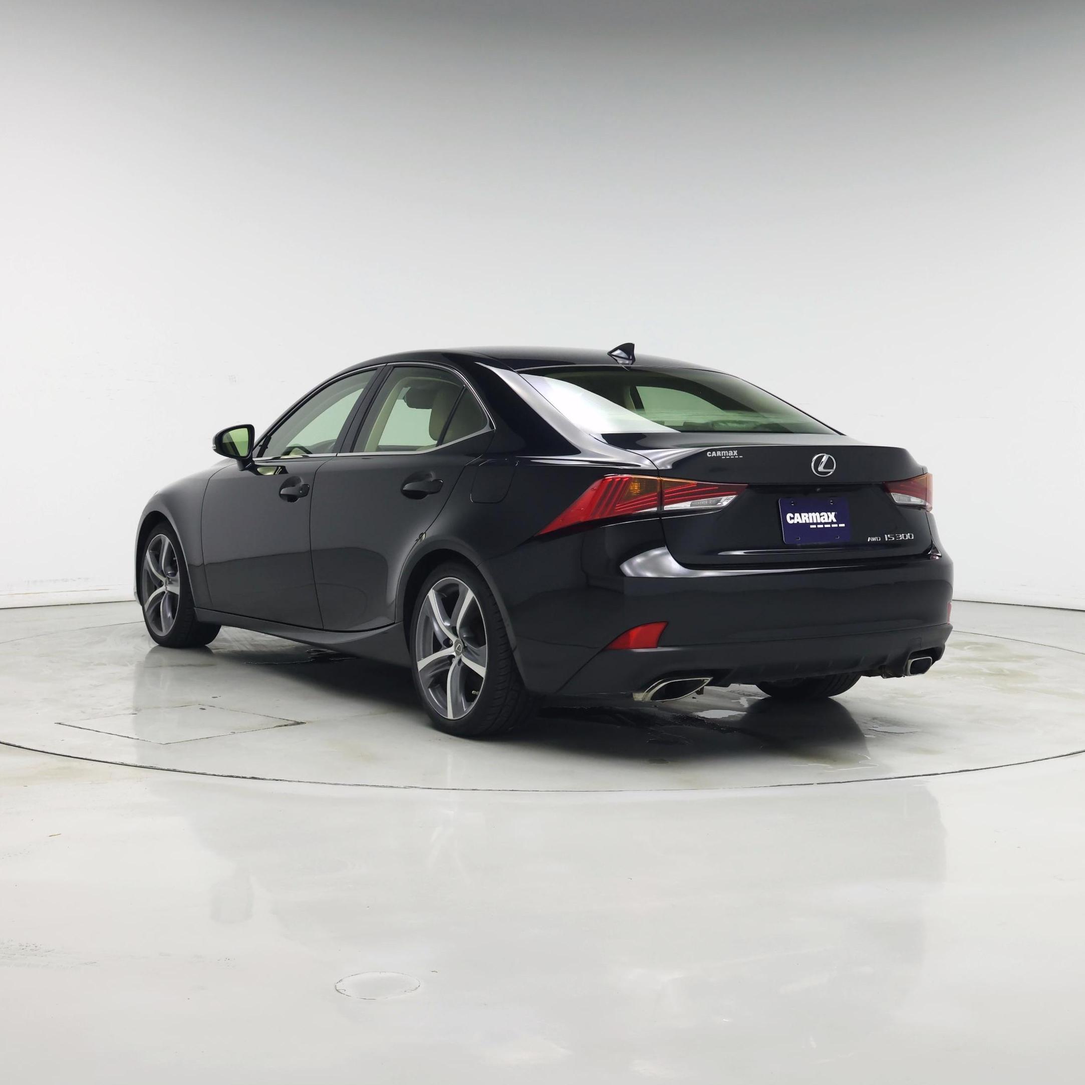 Thumbnail: 2018 Lexus IS - 2