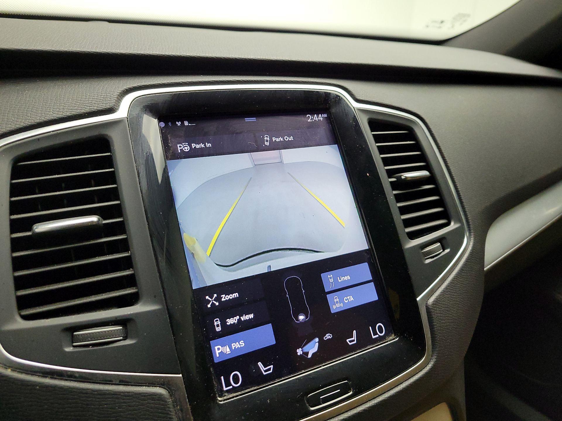 Thumbnail: 2017 Volvo XC90 - 14