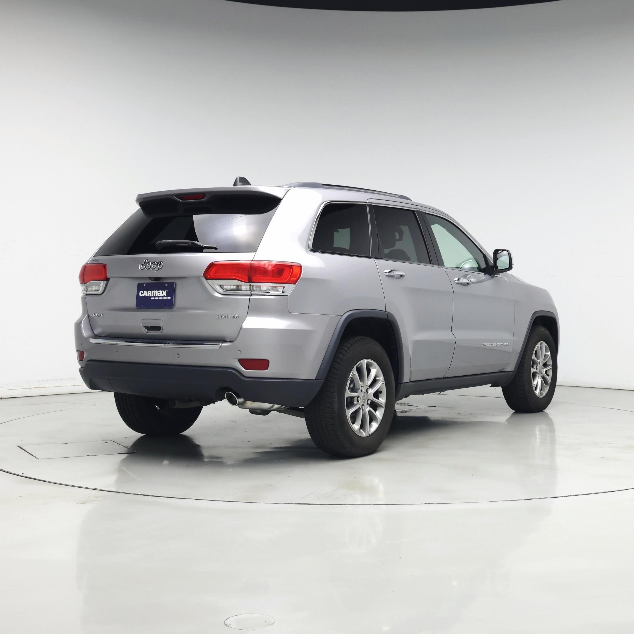 Thumbnail: 2015 Jeep Grand Cherokee - 8