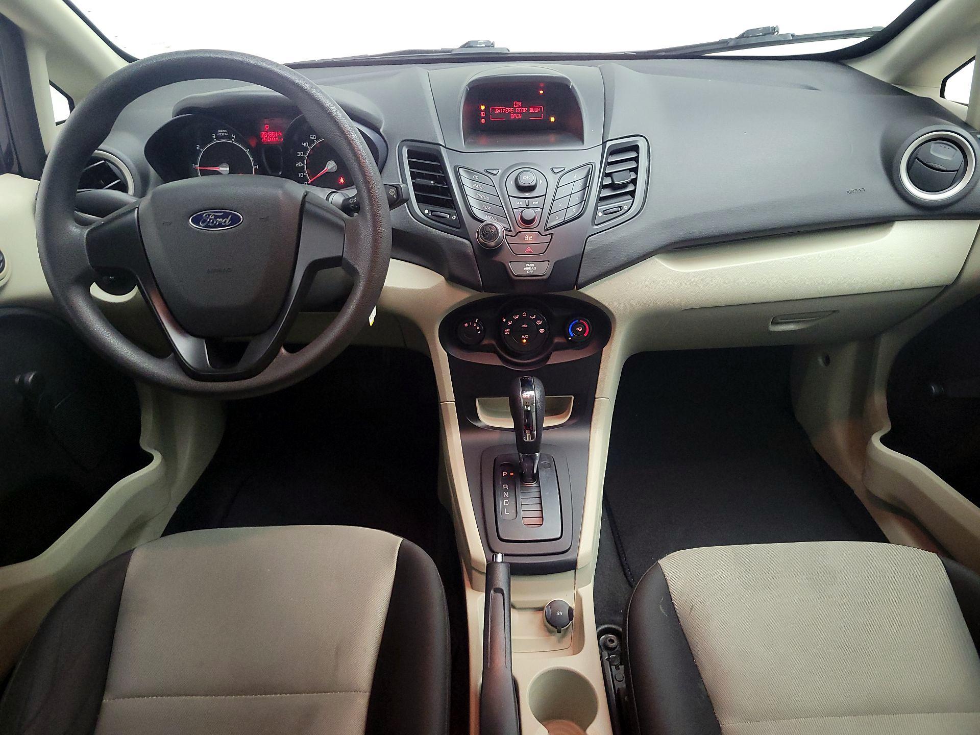 Thumbnail: 2013 Ford Fiesta - 9