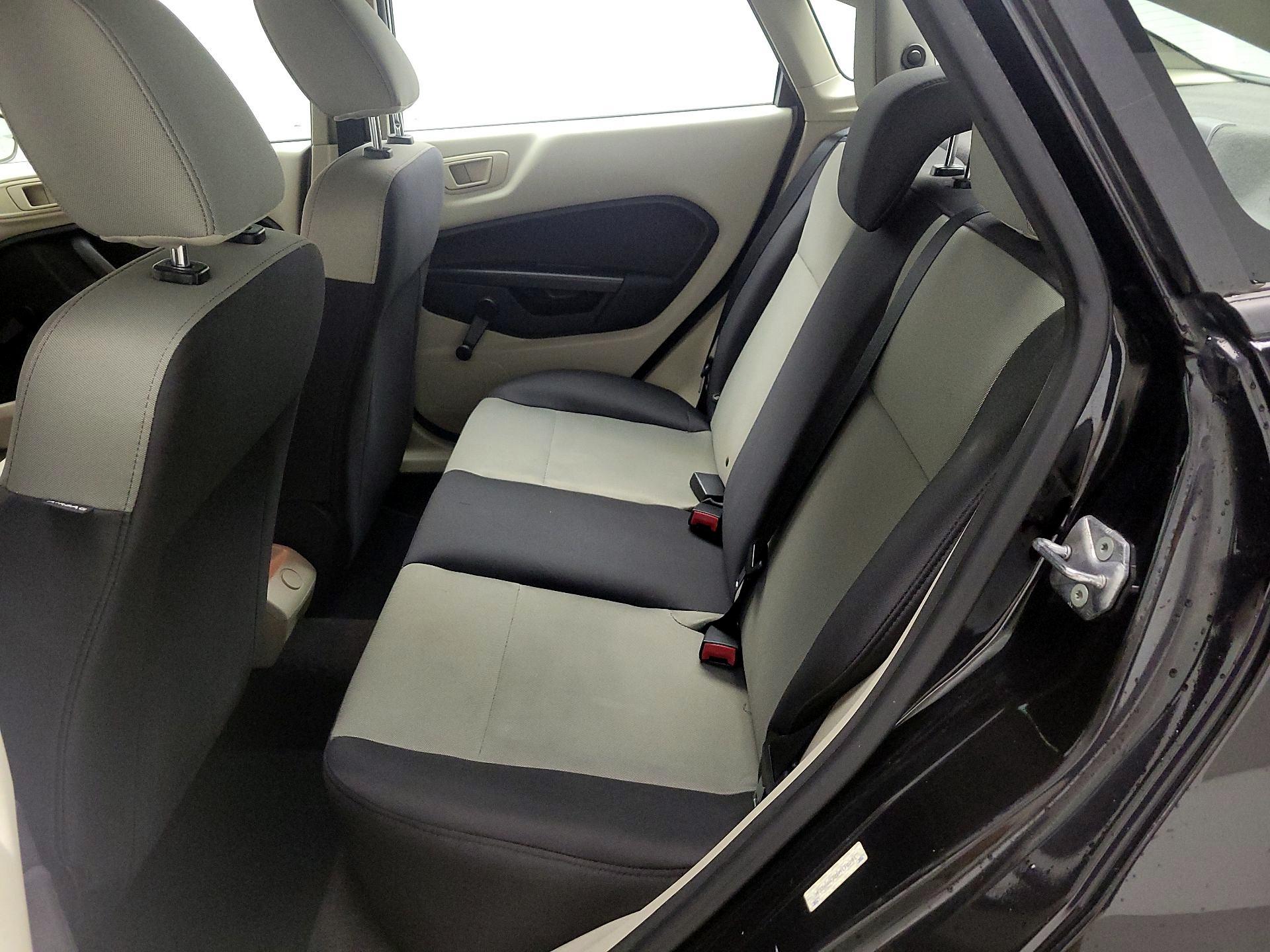 Thumbnail: 2013 Ford Fiesta - 18