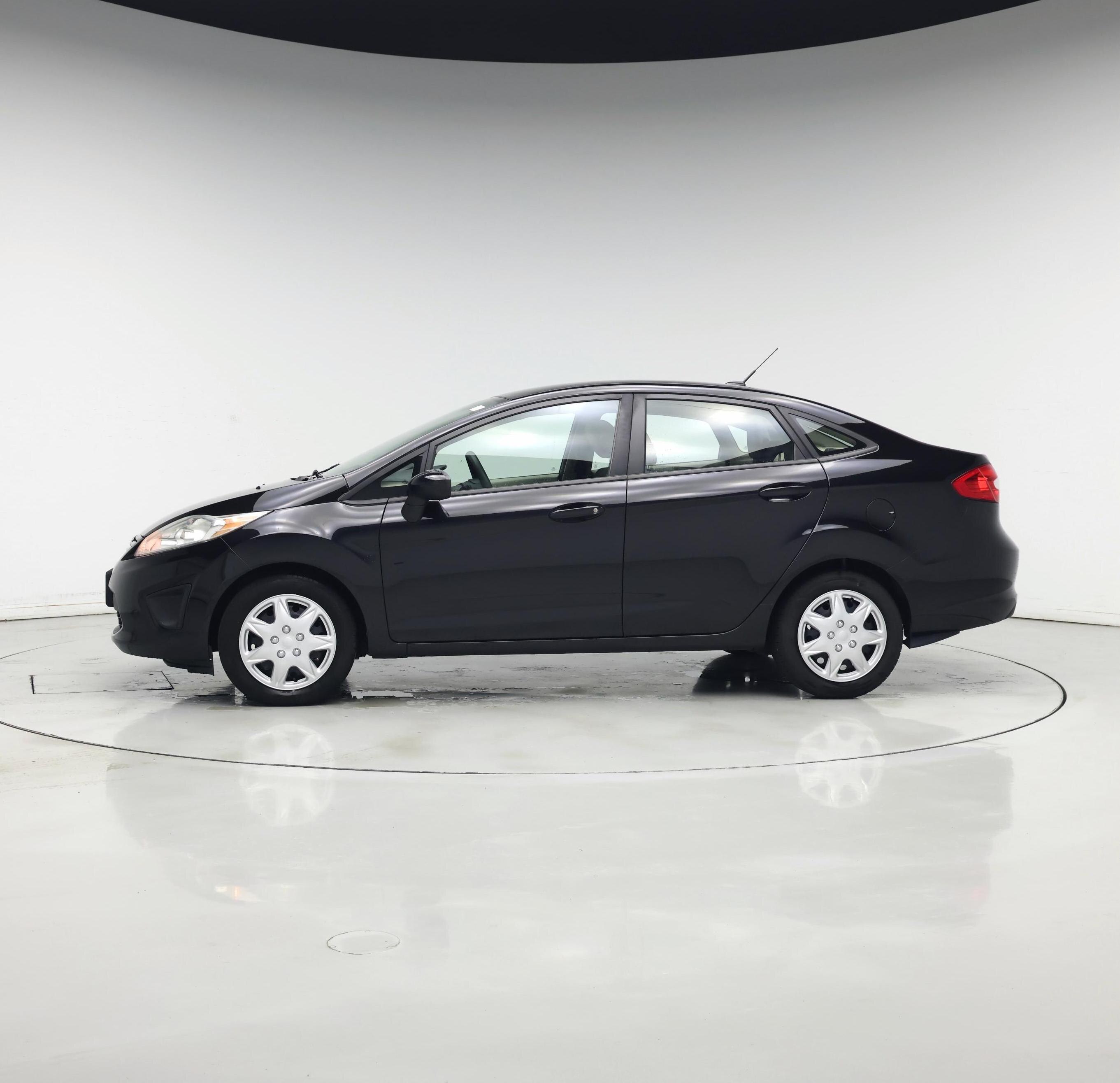 Thumbnail: 2013 Ford Fiesta - 3