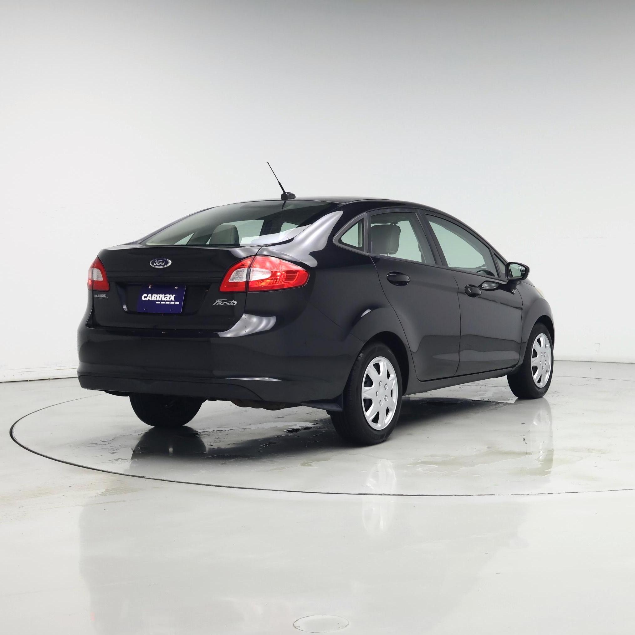 Thumbnail: 2013 Ford Fiesta - 8