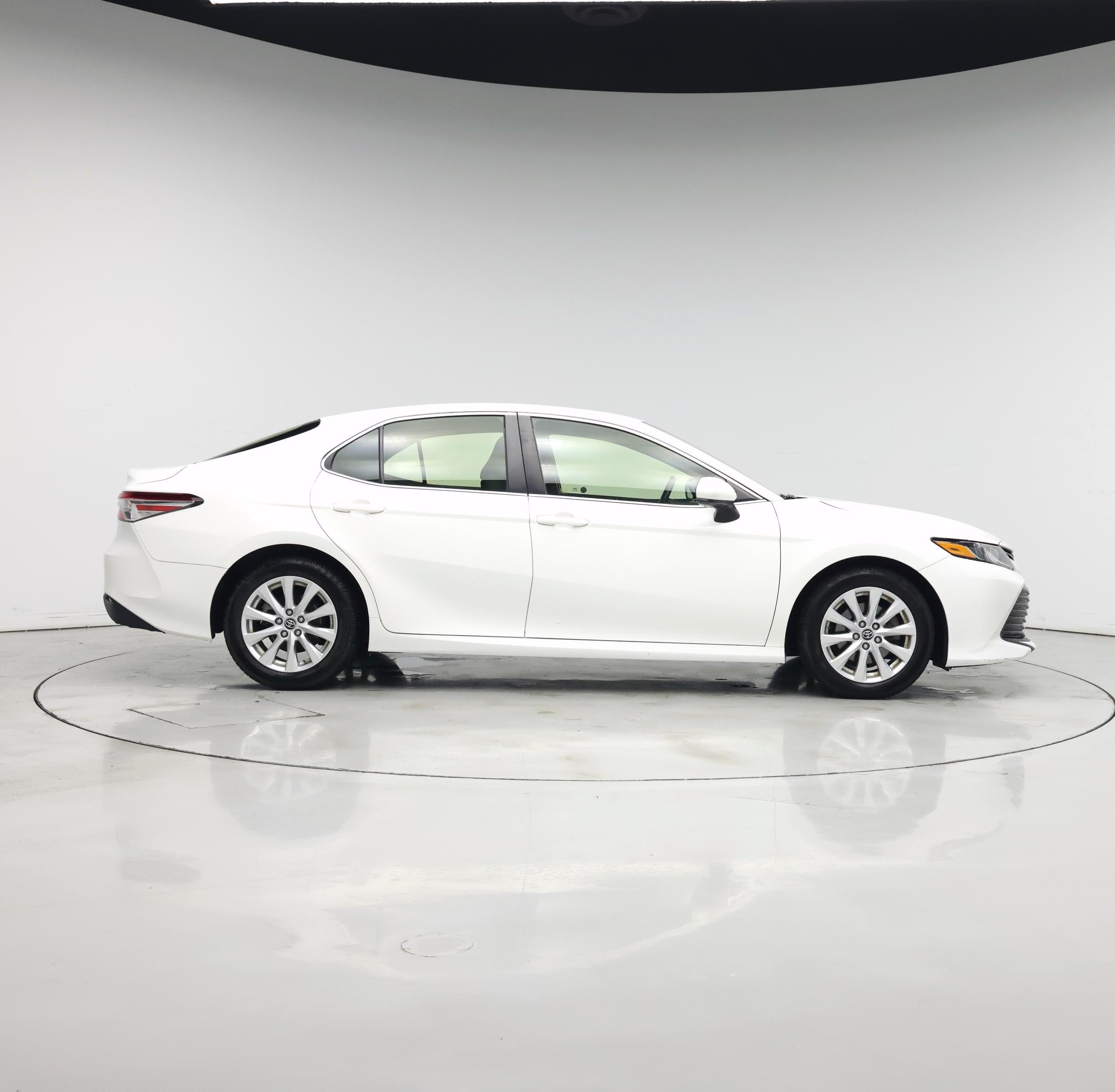 Thumbnail: 2018 Toyota Camry - 7