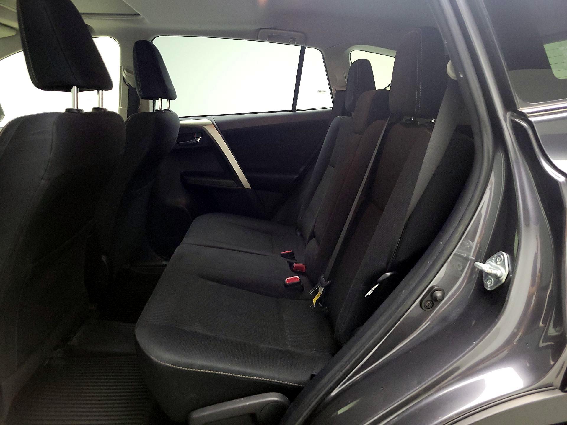 Thumbnail: 2014 Toyota RAV4 - 20